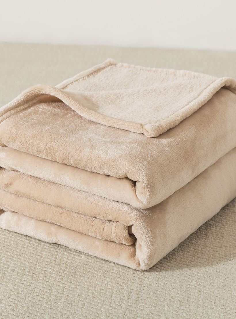 Luxury Plush Flannel Blanket - 150x200 cm-household-bedding-blankets-image-4