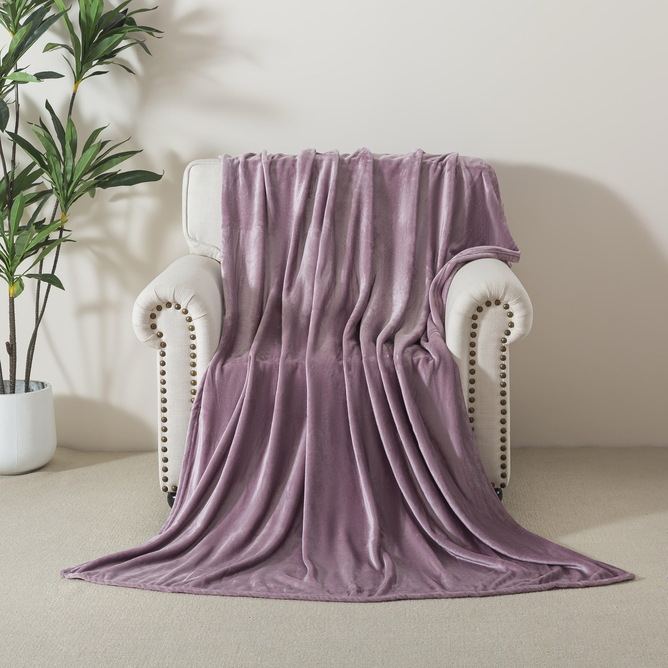 بطانية فلانيل مخملية ناعمة من لكجيري -  150x200 سم-household-bedding-blankets-image-1