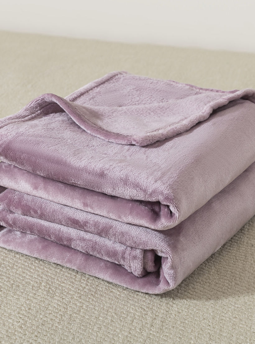 Luxury Soft Plush Flannel Blanket - 150x200 cms-household-bedding-blankets-image-4