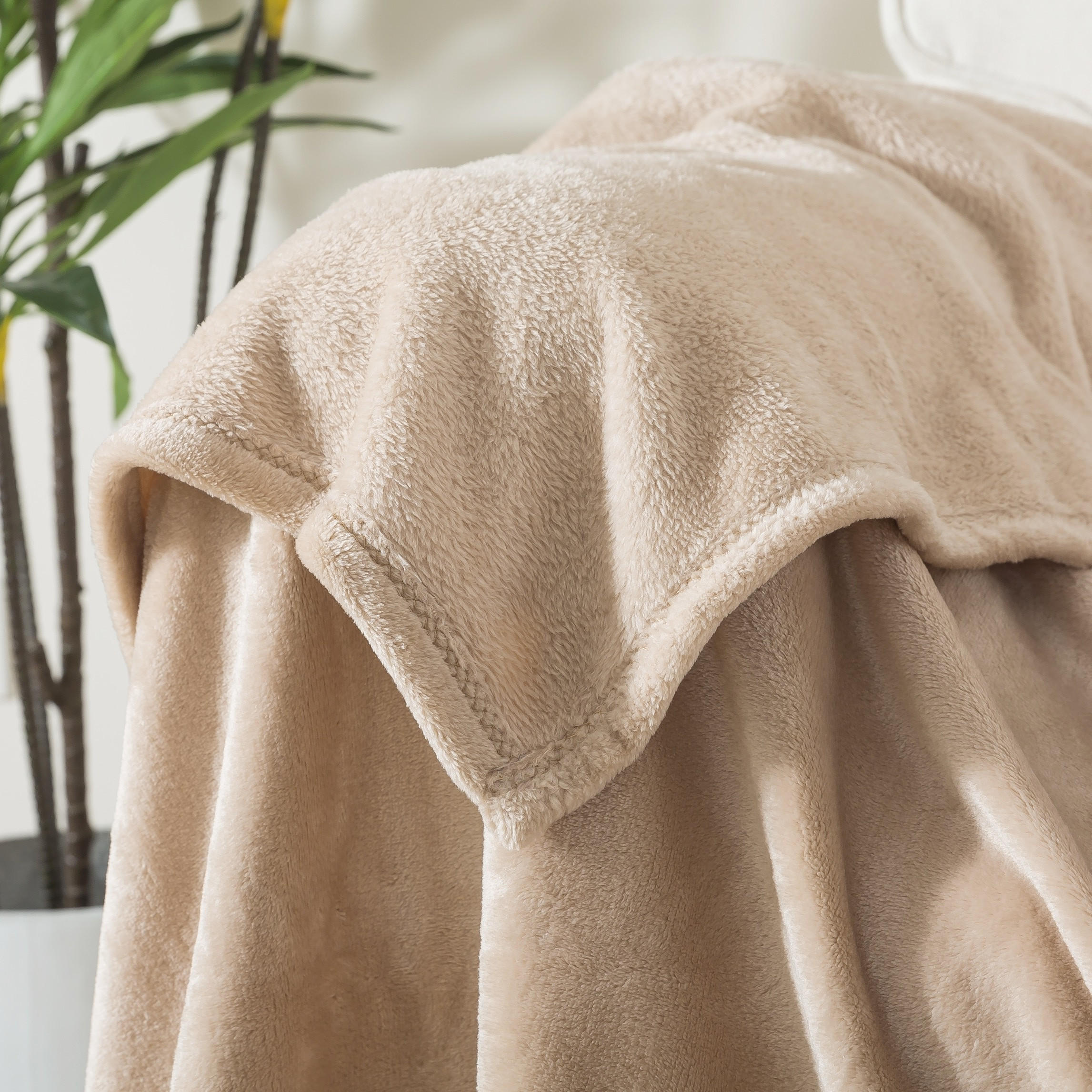 Luxury 240 GSM Soft Plush Flannel Blanket - 200x200 cms-household-bedding-blankets-image-5