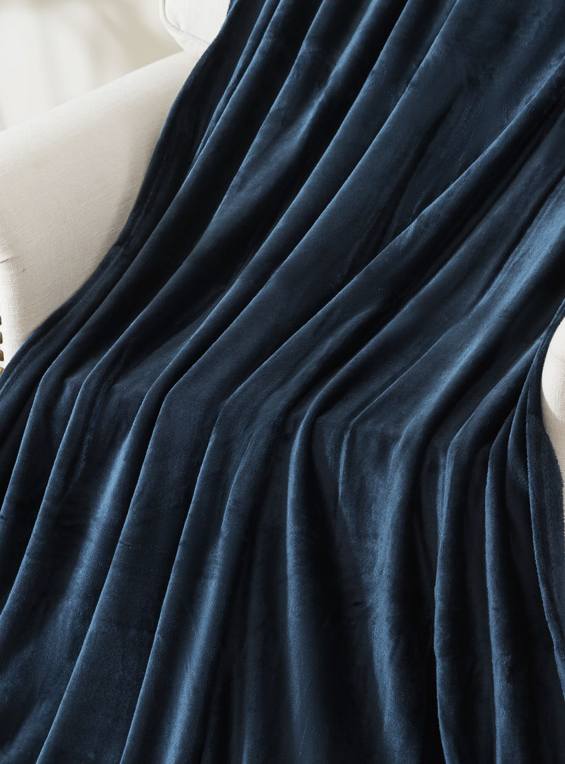 Luxury Soft Plush Flannel Blanket - 200x200 cms-household-cushionsandthrows-throwsandblankets-blankets-image-2