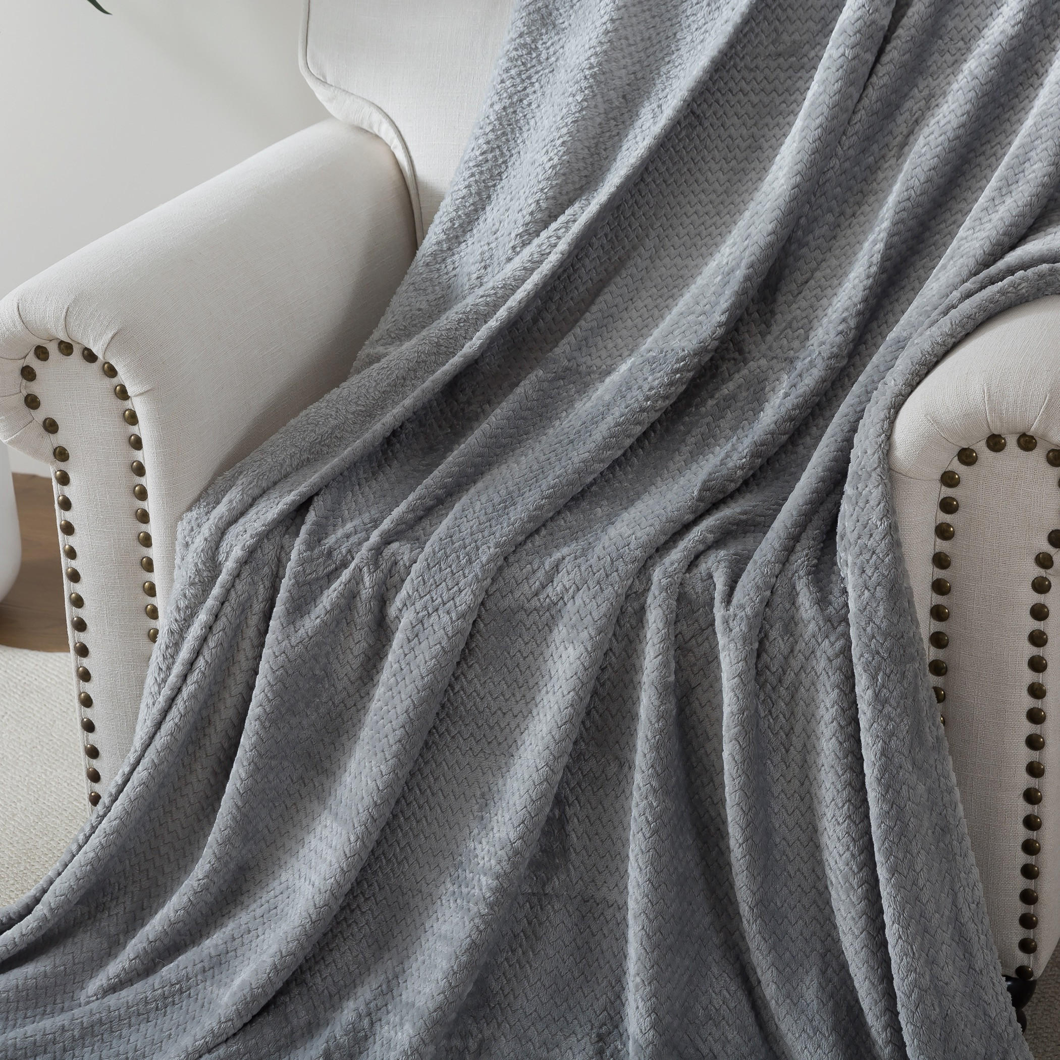 Karleen Decor Jacquard Blanket Plush Grey-household-bedding-blankets-image-5