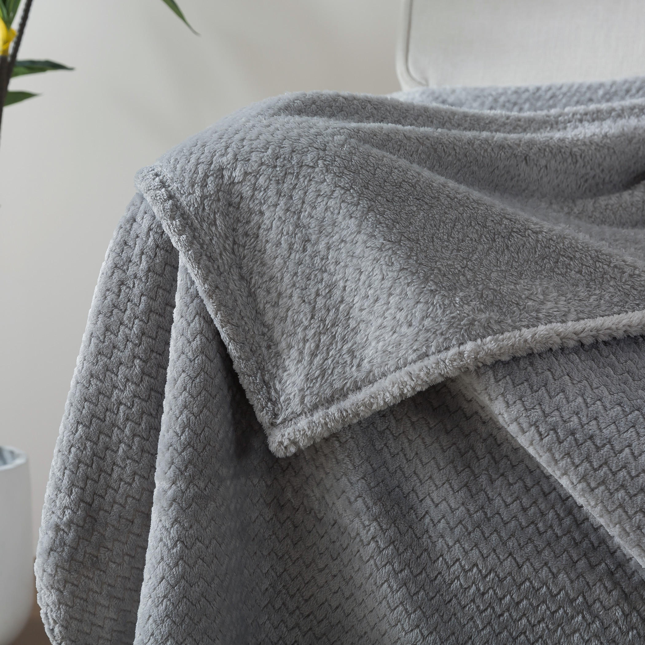 Karleen Decor Jacquard Blanket Plush Grey-household-bedding-blankets-image-7