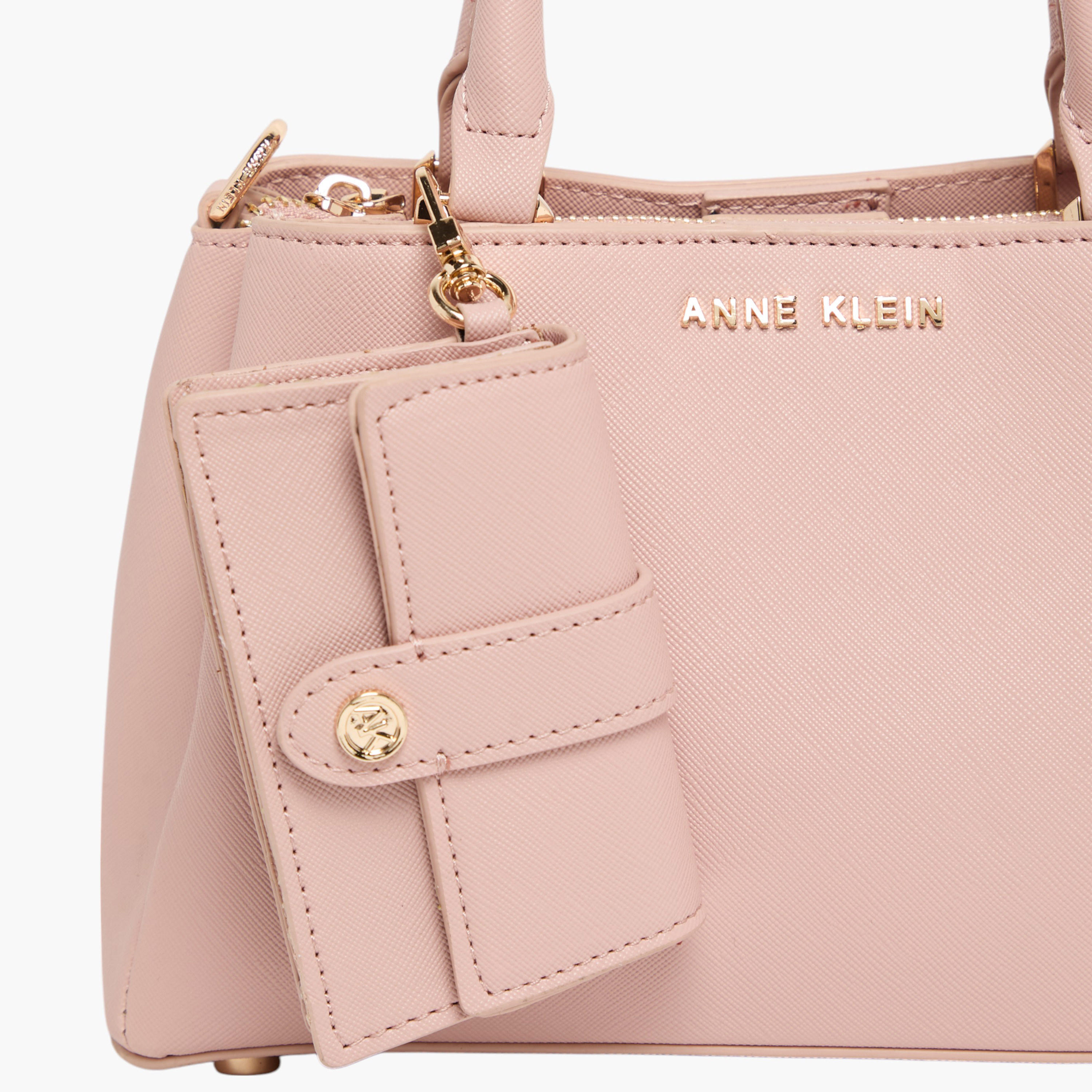 شنطة ساتشيل سادة بمقبض مزدوج ومحفظة معدنية قابلة للفصل من آن كلاين-women-bagsandwallets-handbags-image-4
