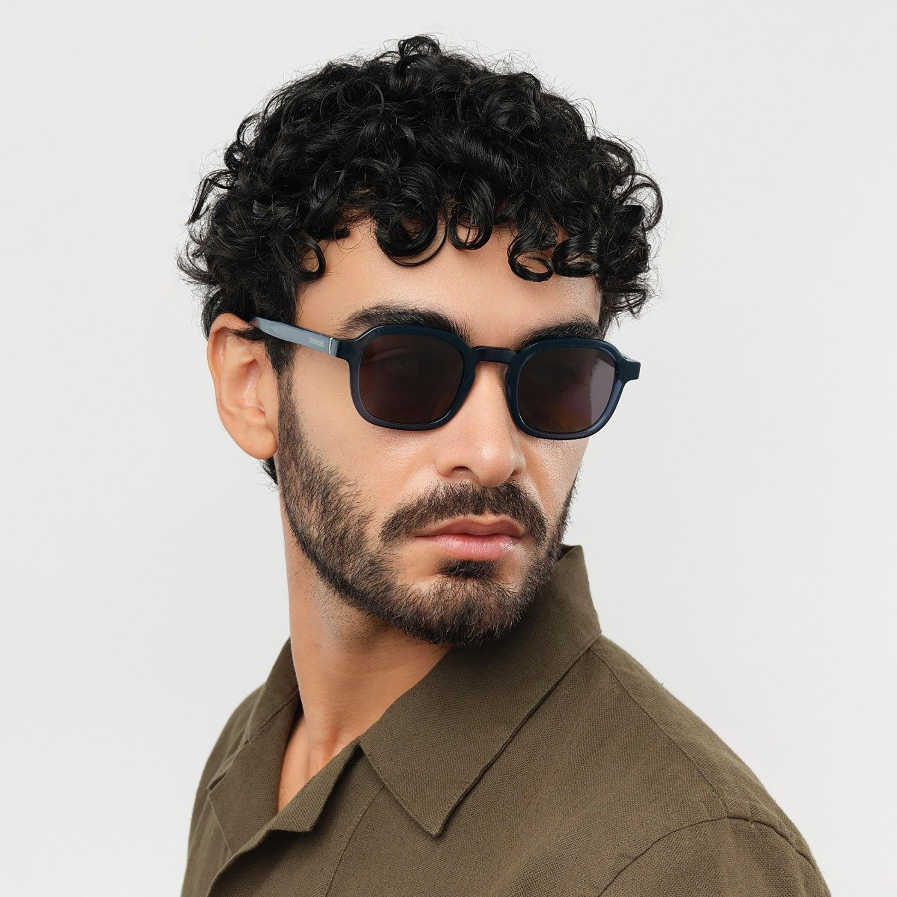 30Sundays Hegra 48 MM Grey Square Sunglasses | sm50207-30s-000428-0207-48-men-sunglasses-image-6