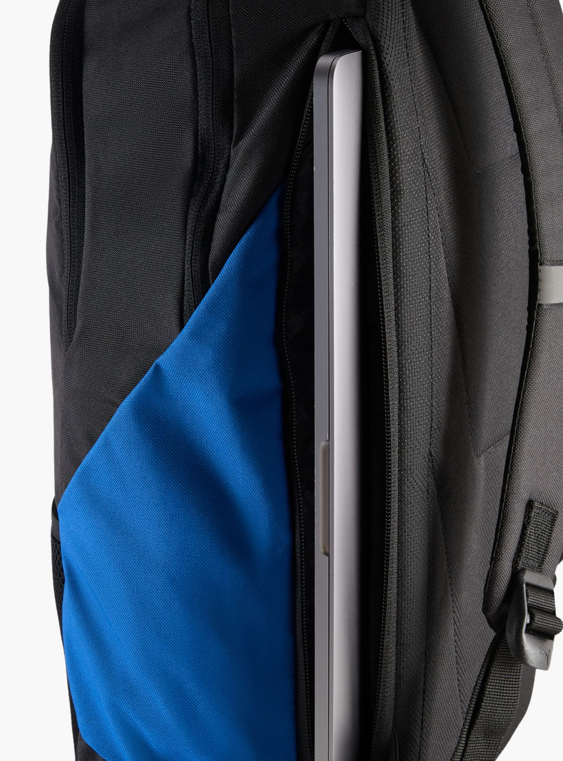 شنطة مدرسية بطبعات شعار بحمّالات كتف قابلة للتعديل وسحّاب إغلاق من بوما-school-bagsandbackpacks-backpacks-image-3