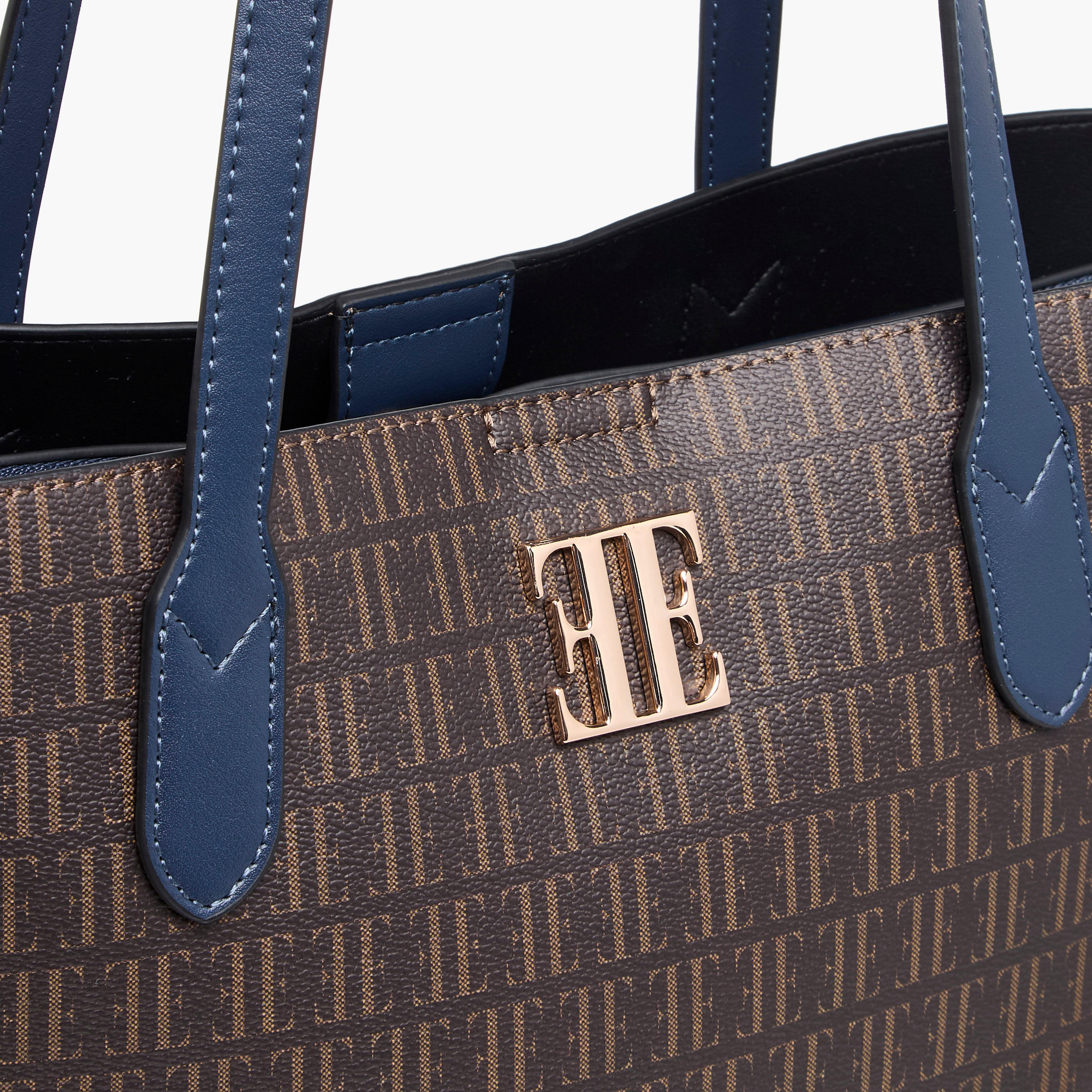 شنطة توتي بسحاب إغلاق وطبعات مونوجرام من إيل-women-bagsandwallets-handbags-image-4