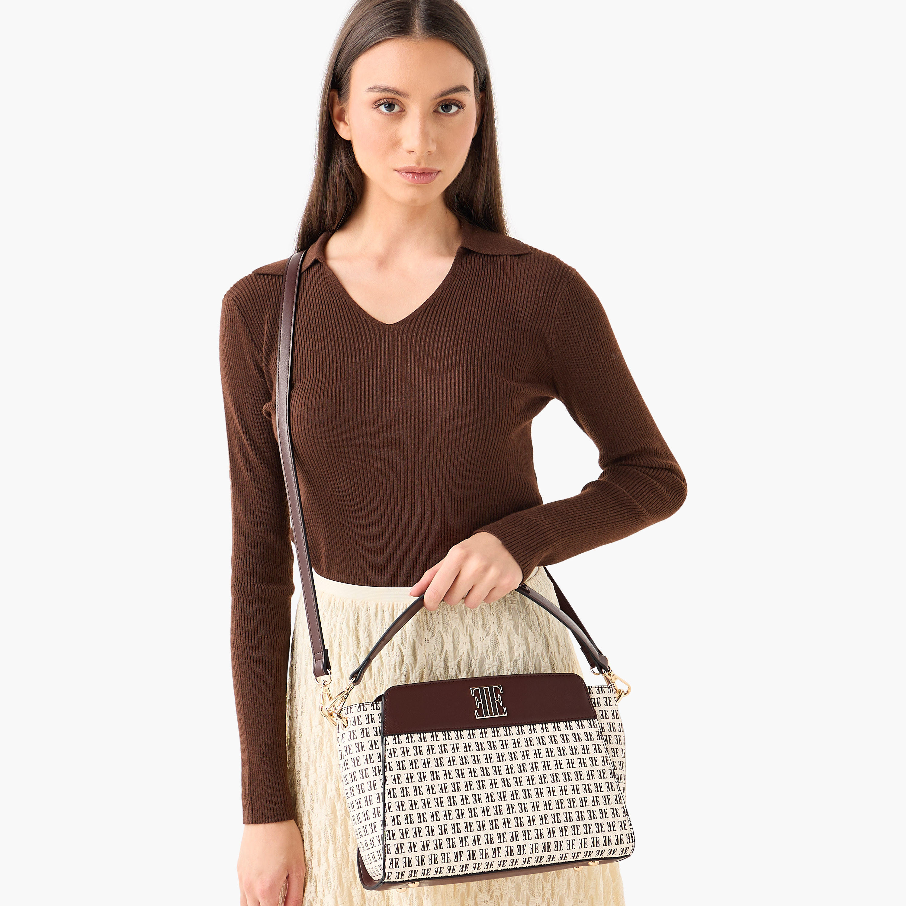 شنطة كتف بطبعات مونوجرام وحزام قابل للفصل من إيل-women-bagsandwallets-handbags-image-4