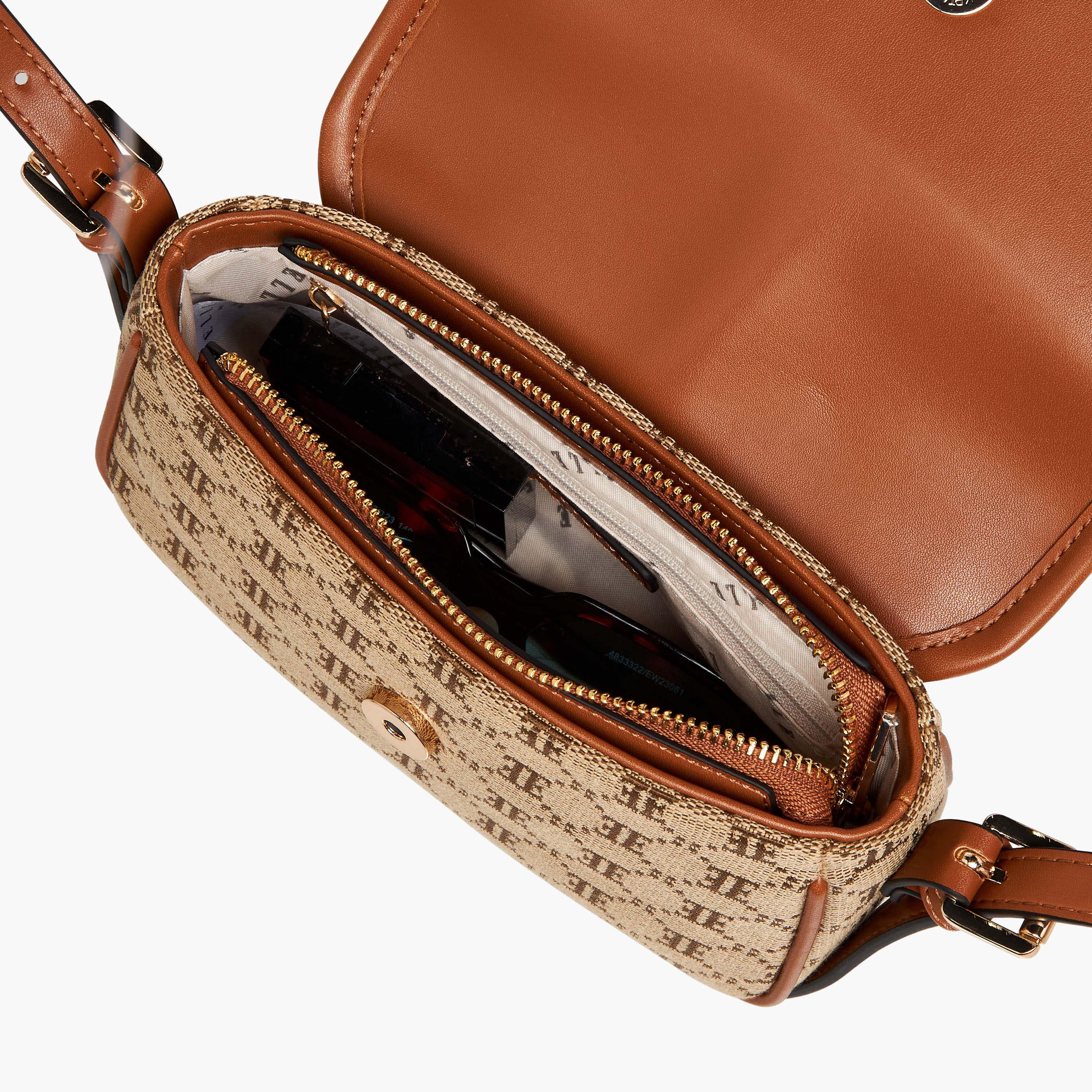 شنطة كروس بودي بحزام قابل للتعديل وتزيينات مونوجرام من إيل-women-bagsandwallets-handbags-image-8