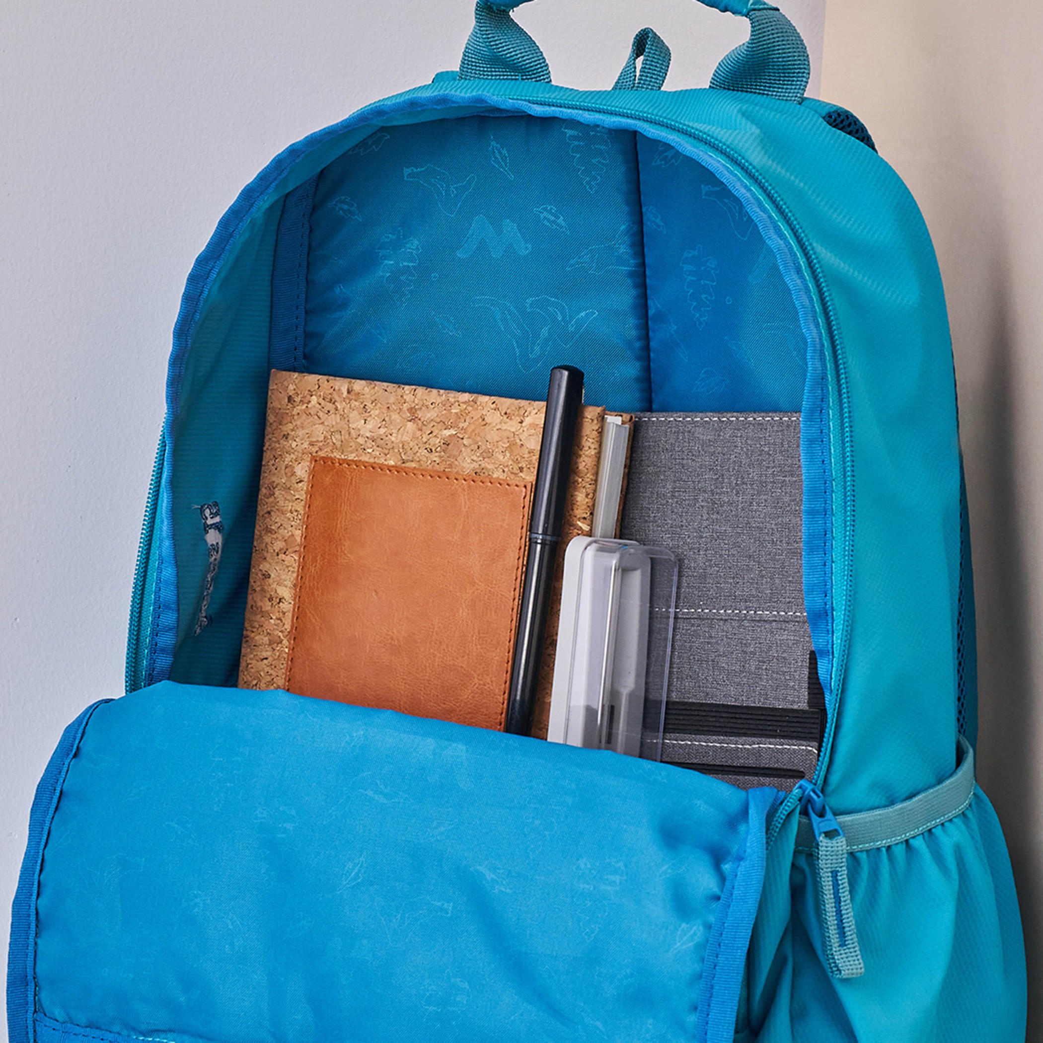 Wildcraft Solid Backpack with Adjustable Shoulder Straps - 15x28x39 cms-school-bagsandbackpacks-backpacks-image-10