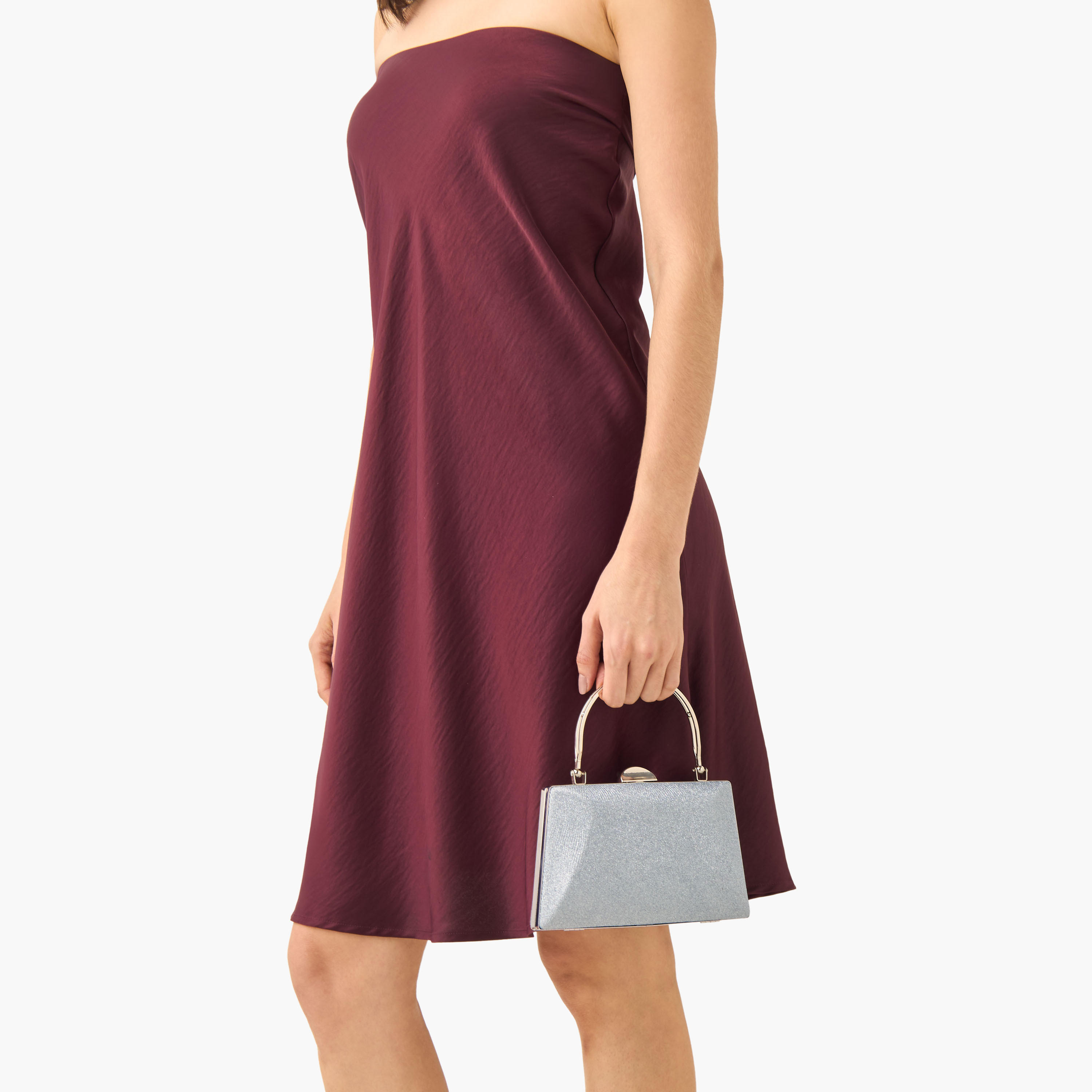 شنطة كلاتش بارزة الملمس بحزام سلسلة قابل للفصل من ساشا-women-bagsandwallets-handbags-image-8