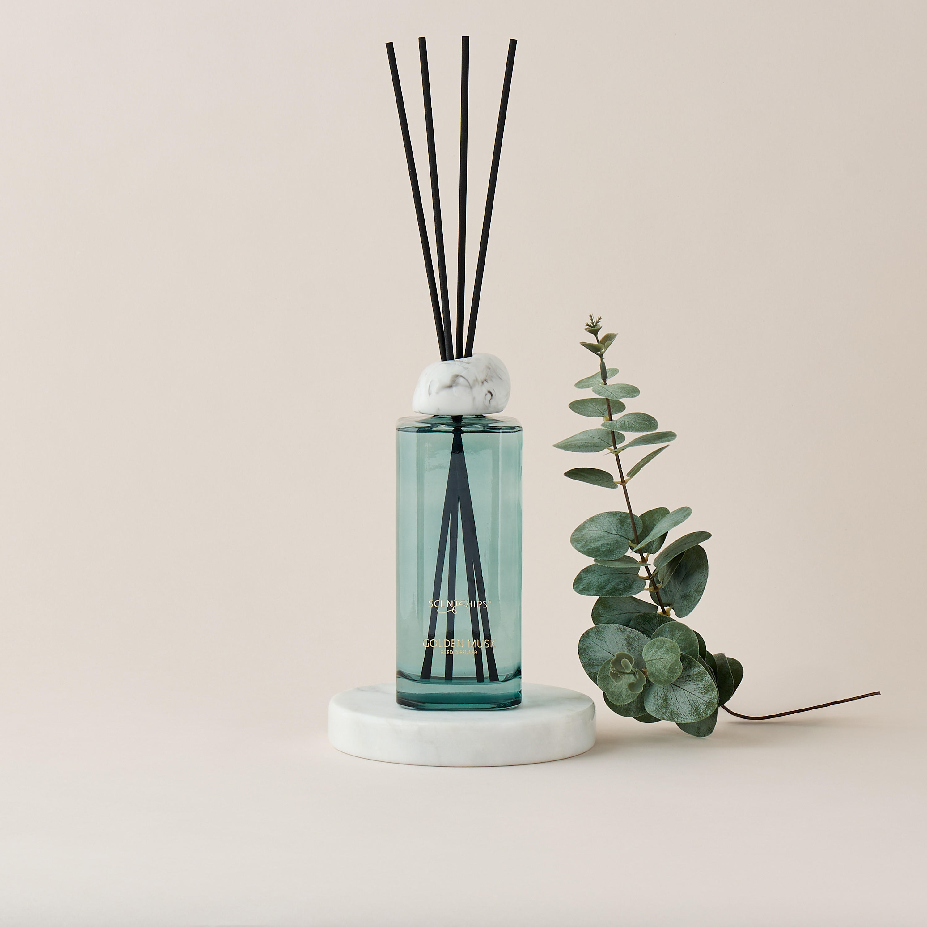 Scent.d London Sweet Vanilla Reed Diffuser - 500 ml-household-homefragrance-reeddiffusers-image-1