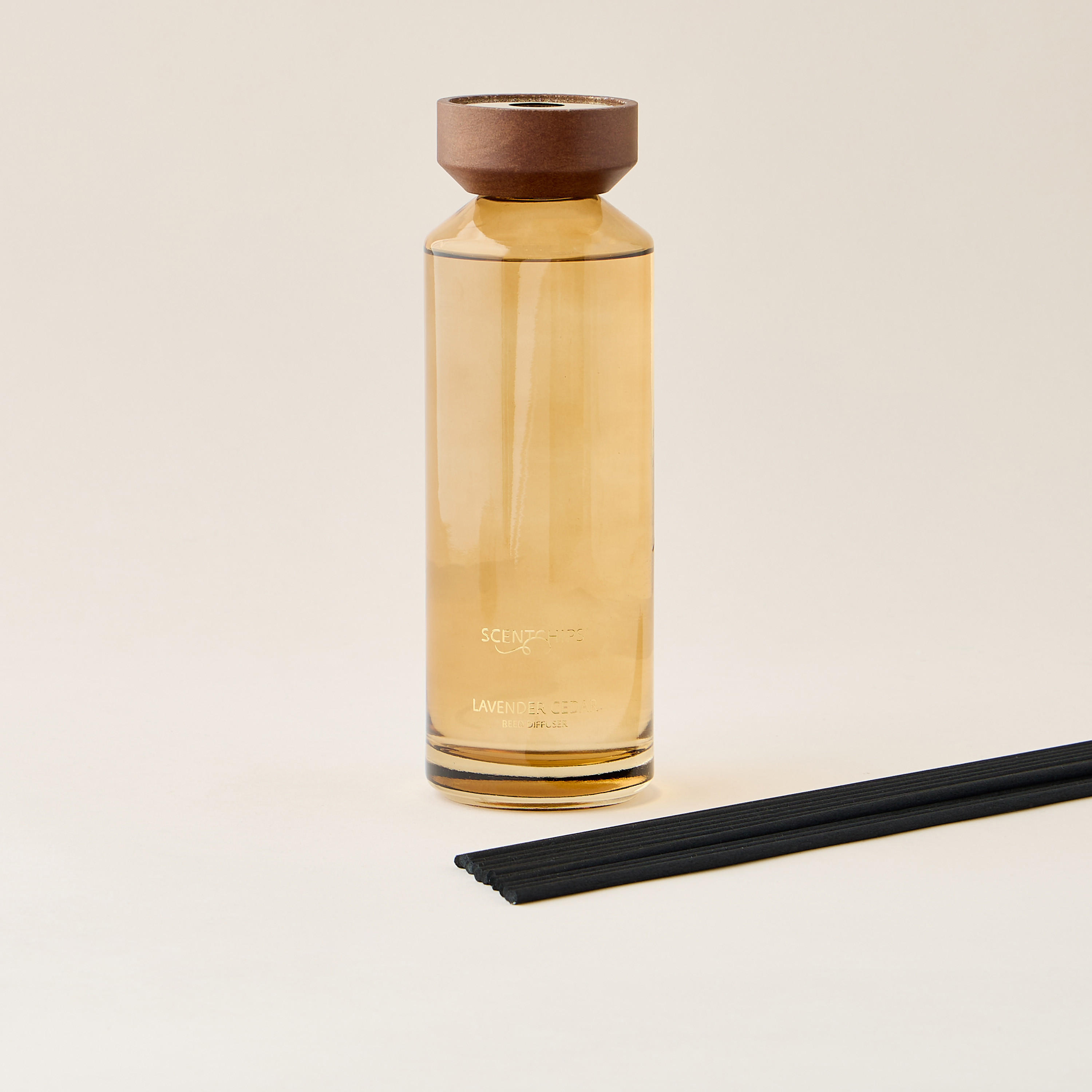 موزع عطور بالأعواد سويت فانيلا من سينت.دي لندن - 500 مل-household-homefragrance-reeddiffusers-image-3