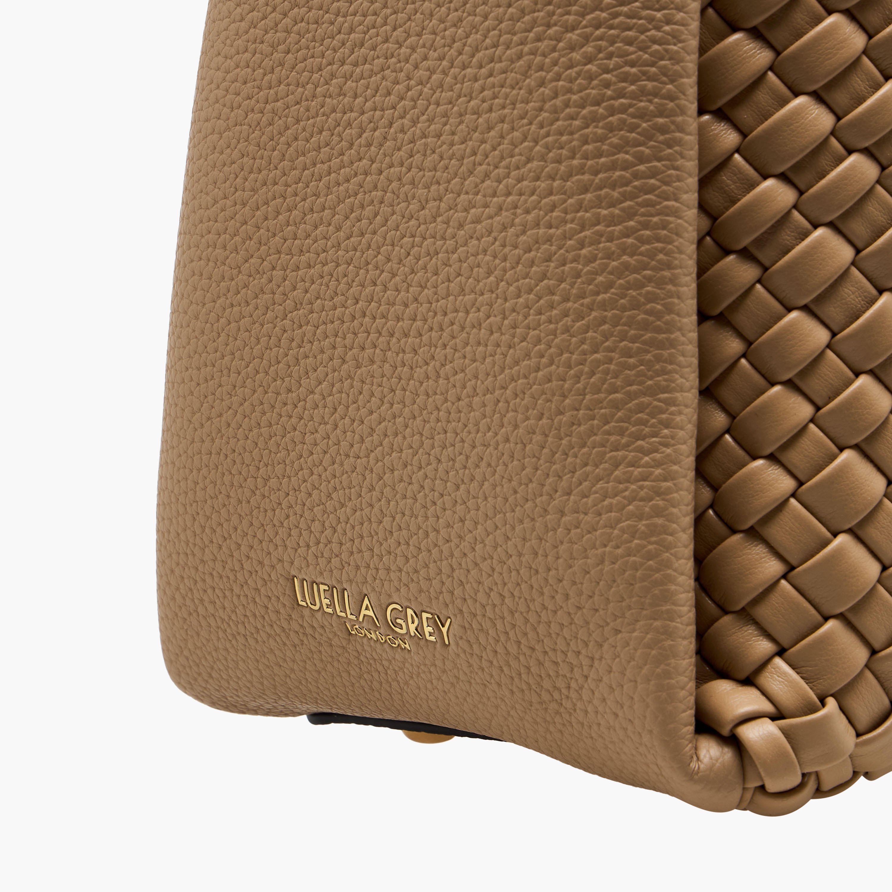 شنطة كتف منسوجة بارزة الملمس بتفاصيل إبزيم للإغلاق من لويلا جري-women-bagsandwallets-handbags-image-6