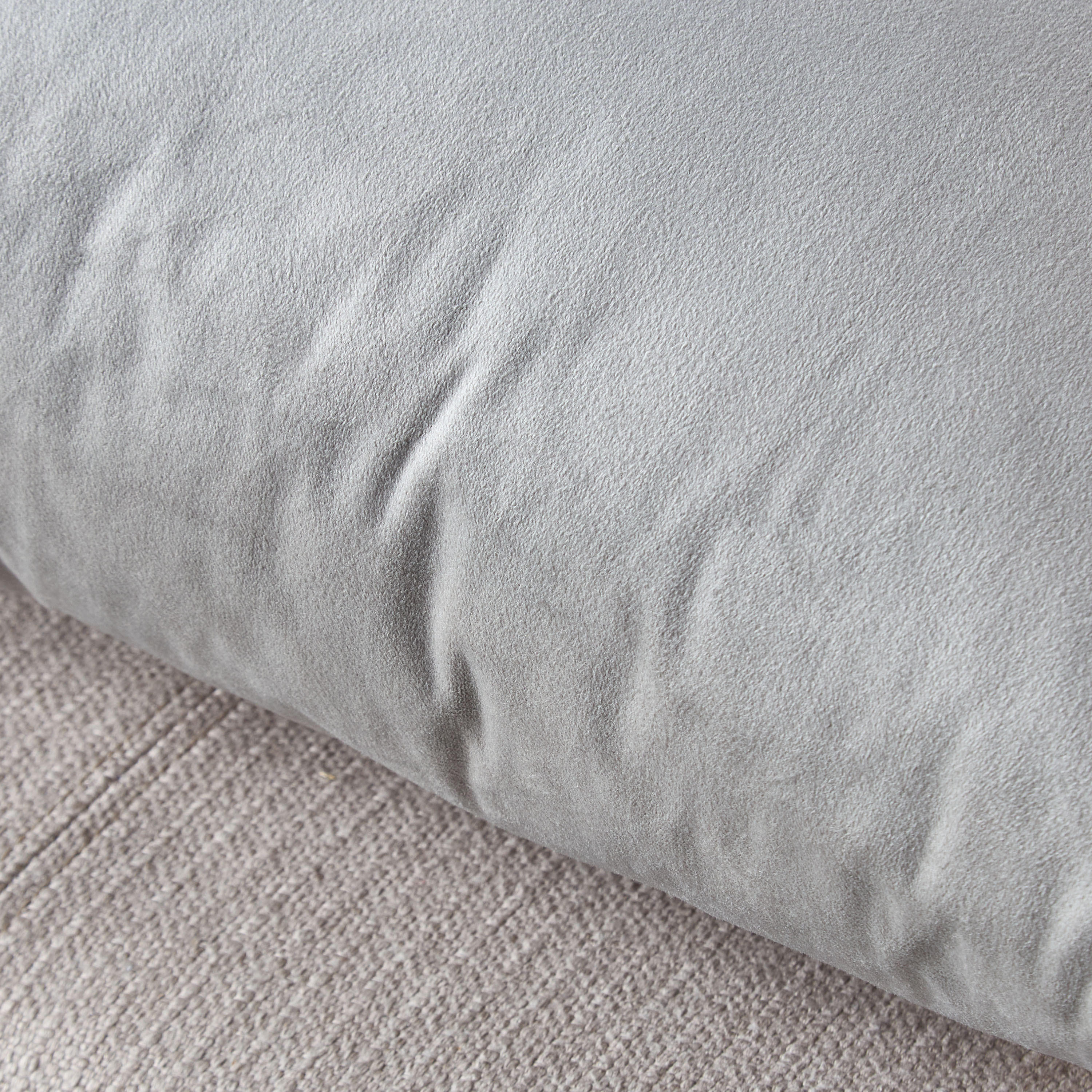 وسادة محشوة مخملية بارزة الملمس للديكور -45x45 سم-household-cushionsandthrows-filledcushions-decorativecushions-image-3
