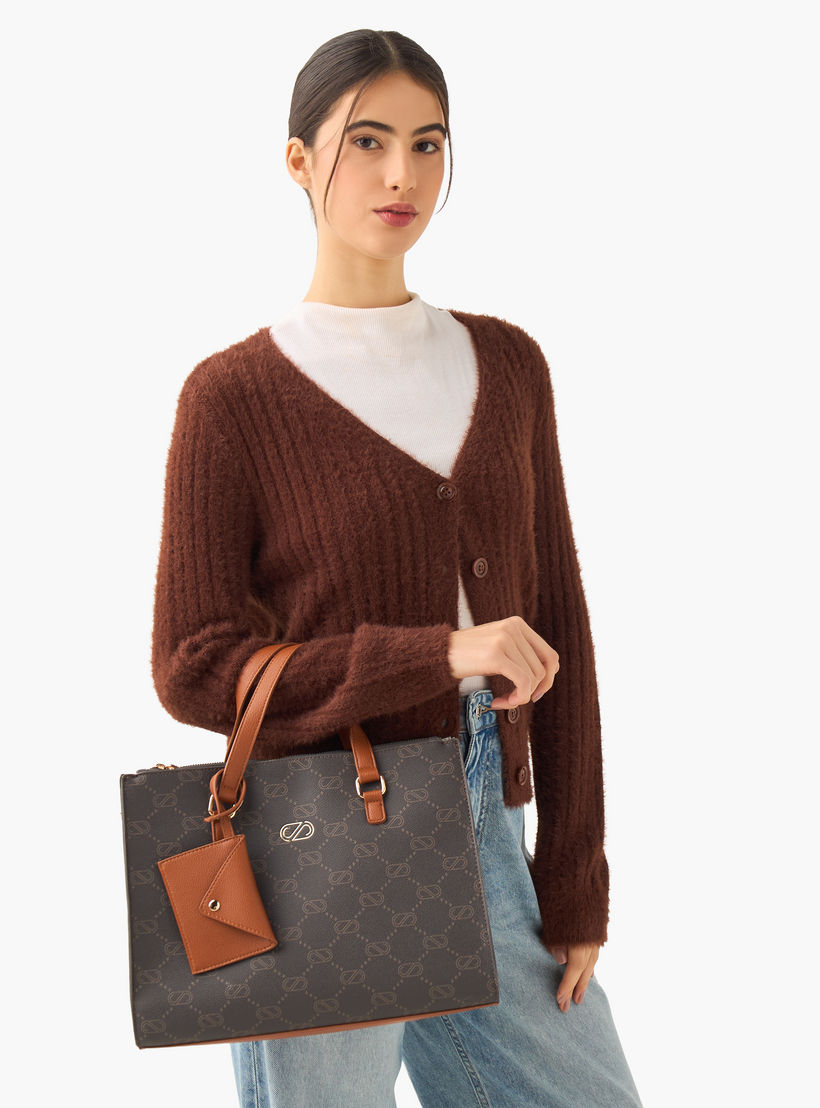 شنطة توتي بطبعات مونوجرام مع محفظة من ساشا-women-bagsandwallets-handbags-image-2