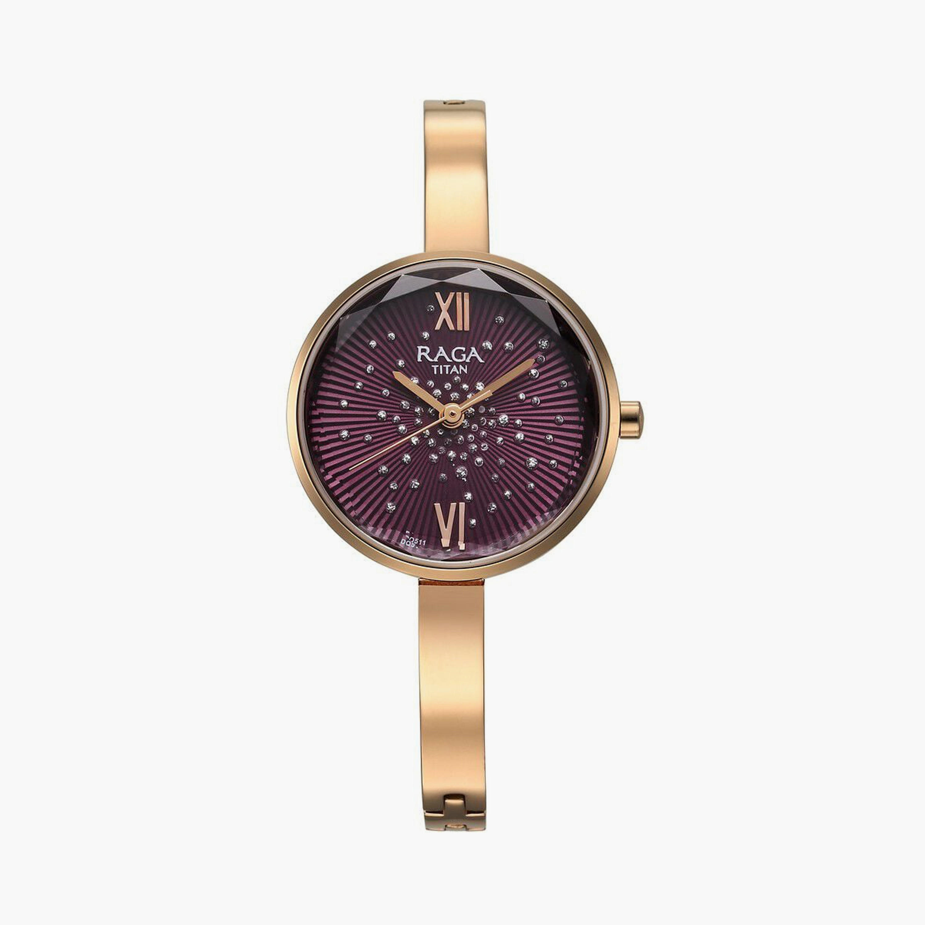 ساعة يد نسائية تيتان بقطر 30 مم أنالوج ذهبية وردية ستانلس ستيل | 95271WM01-women-watchesandjewellery-watches-image-1