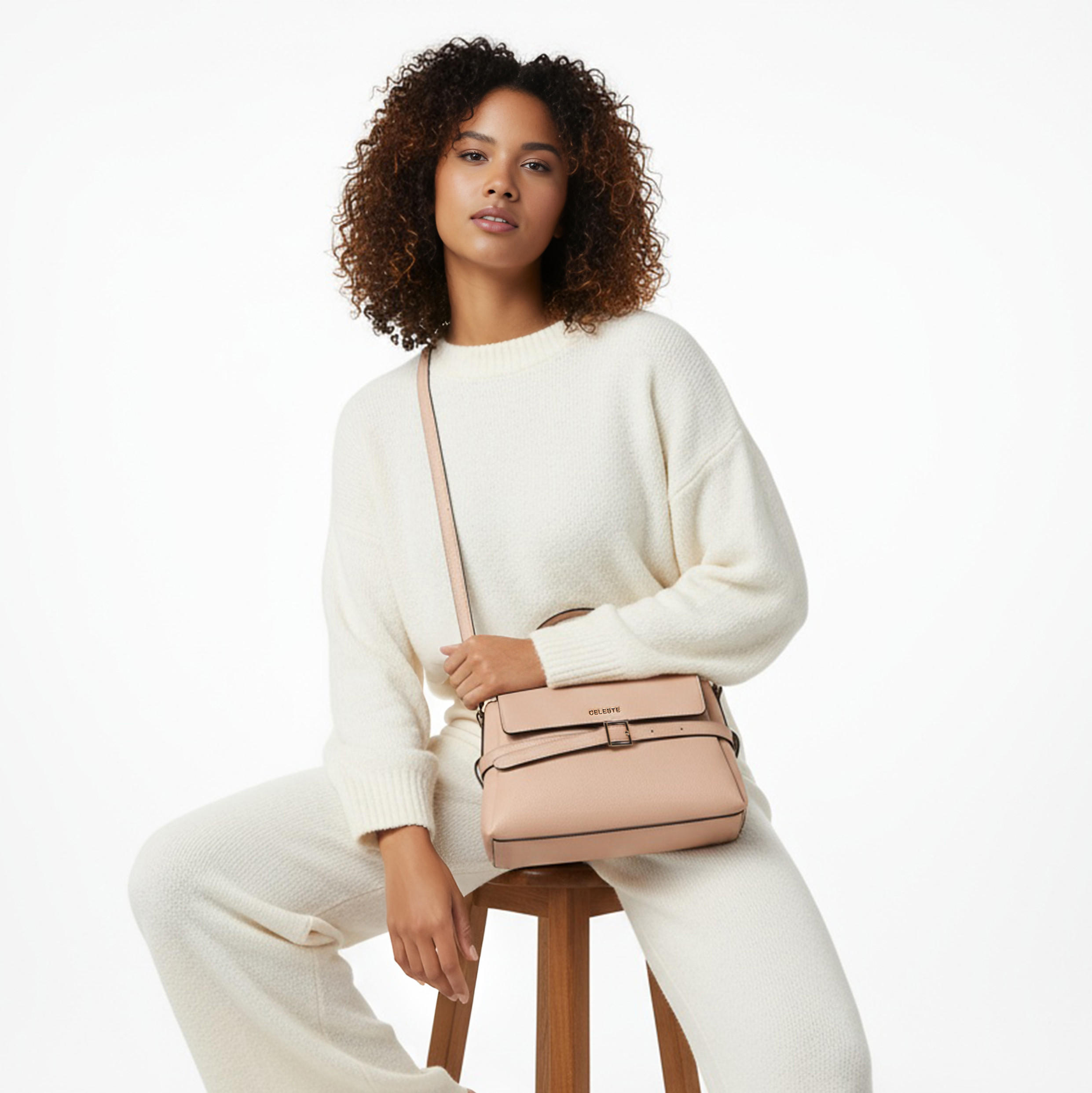 شنطة ساتشيل سادة بمقبض من سيليست-women-bagsandwallets-handbags-image-2