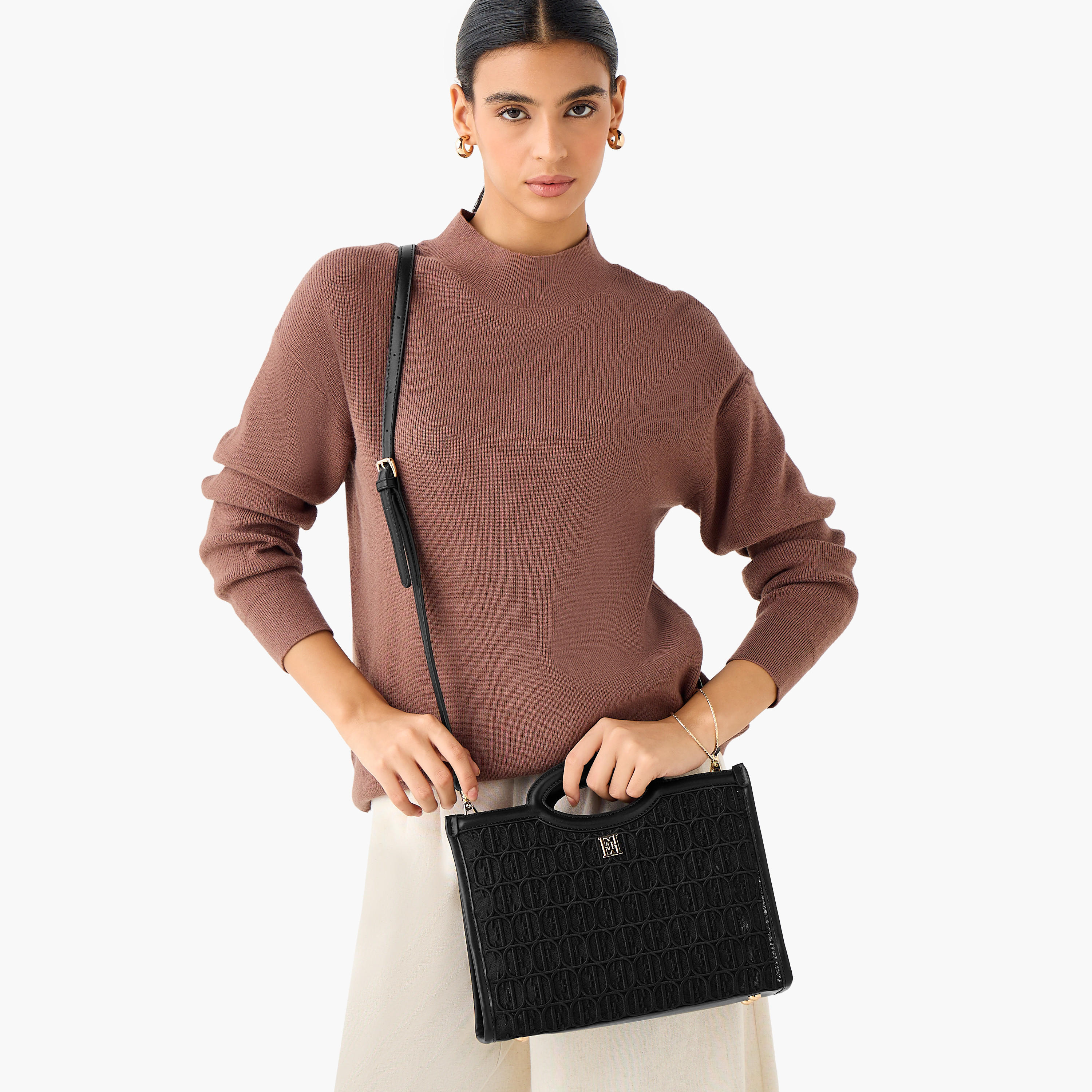 شنطة توتي مطرزة بحزام قابل للتعديل وشنطة صغيرة من إيل-women-bagsandwallets-handbags-image-9