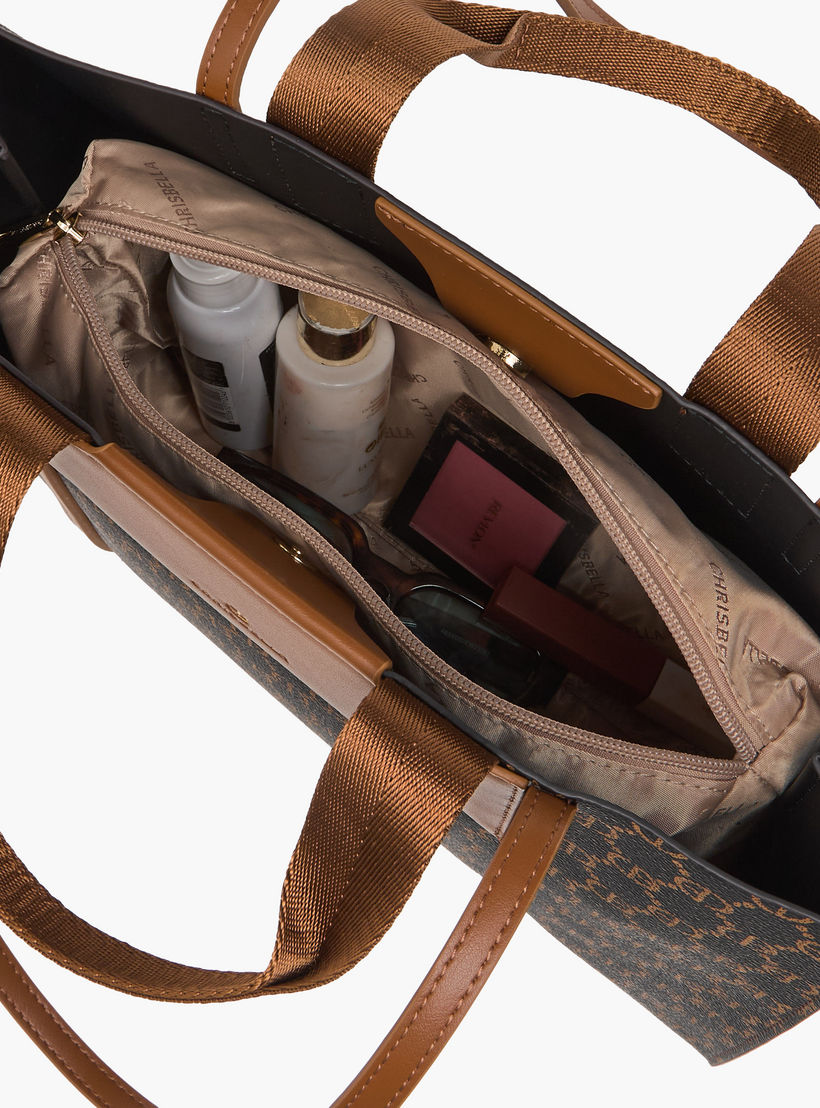 شنطة توتي بطبعات مونوجرام ومقابض علوية من كريسبيلا-women-bagsandwallets-handbags-image-11