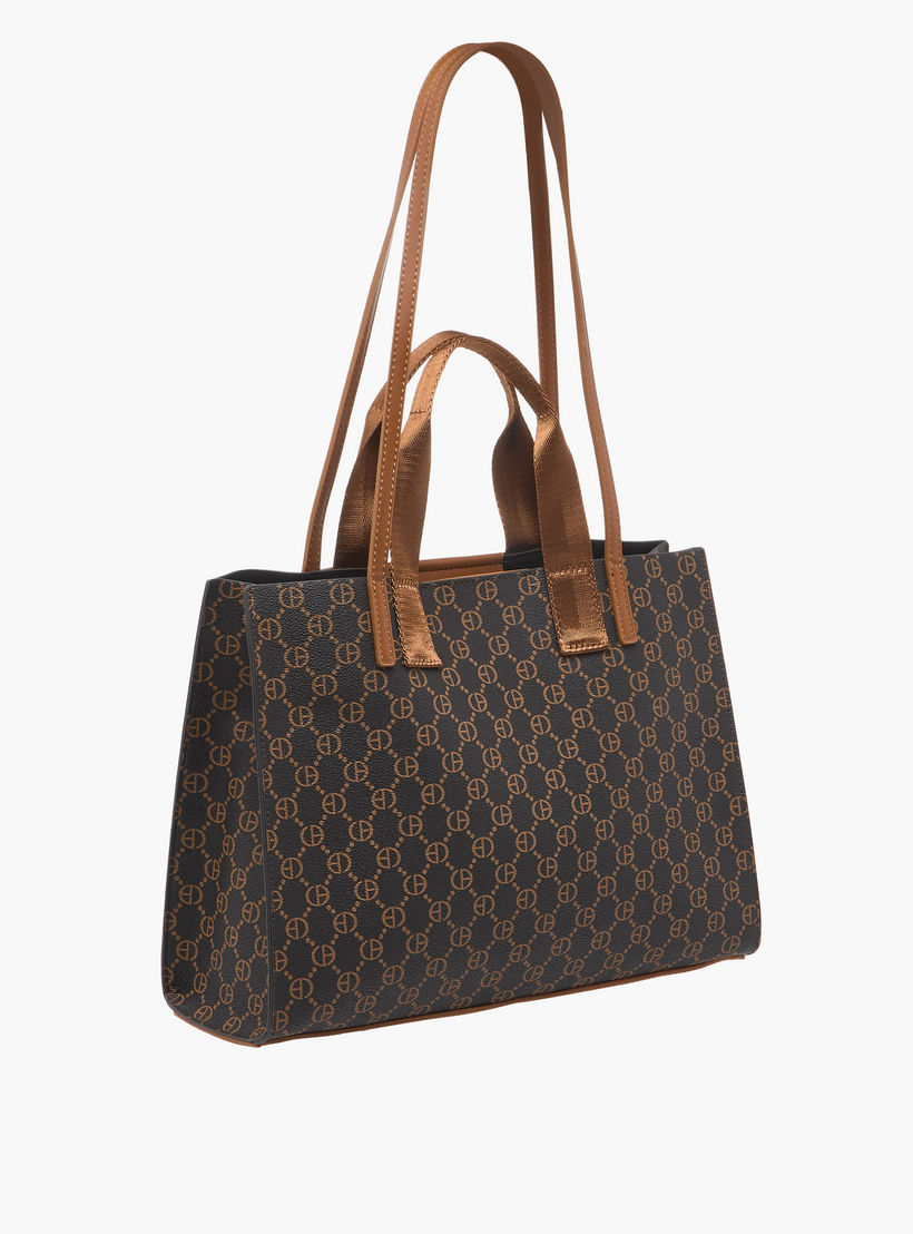 شنطة توتي بطبعات مونوجرام ومقابض علوية من كريسبيلا-women-bagsandwallets-handbags-image-5