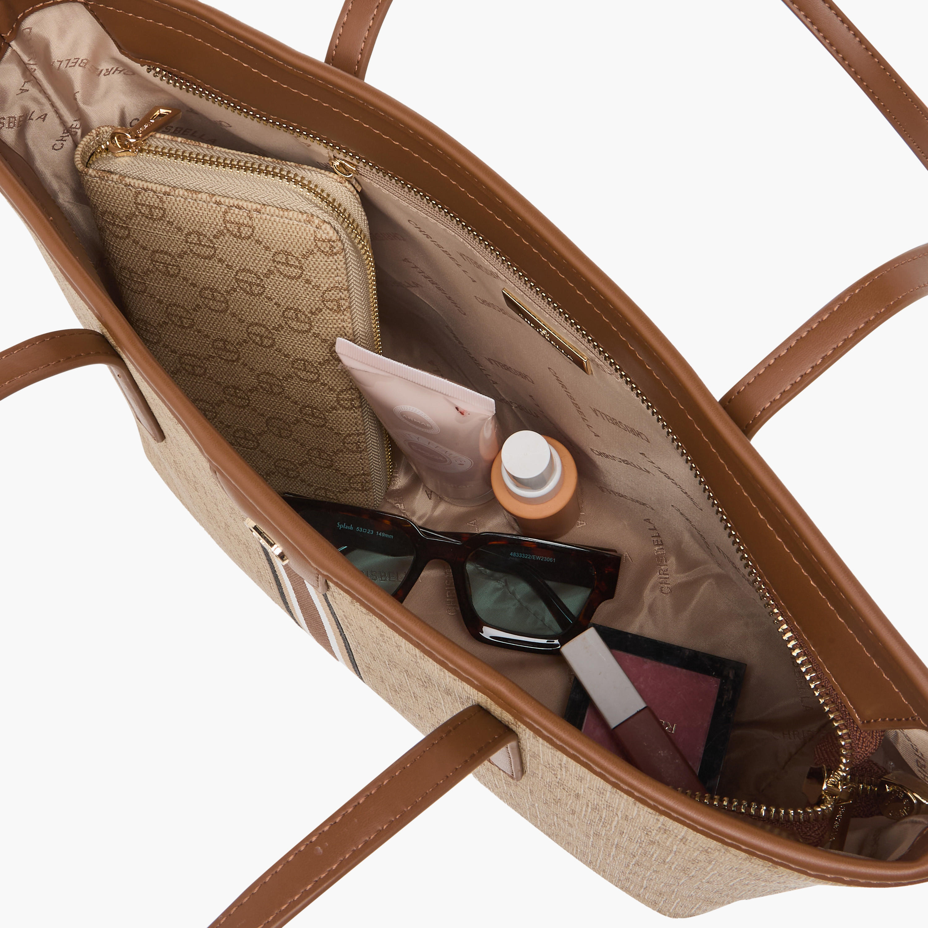 شنطة توتي بطبعات مع محفظة من كريسبيلا-women-bagsandwallets-handbags-image-11