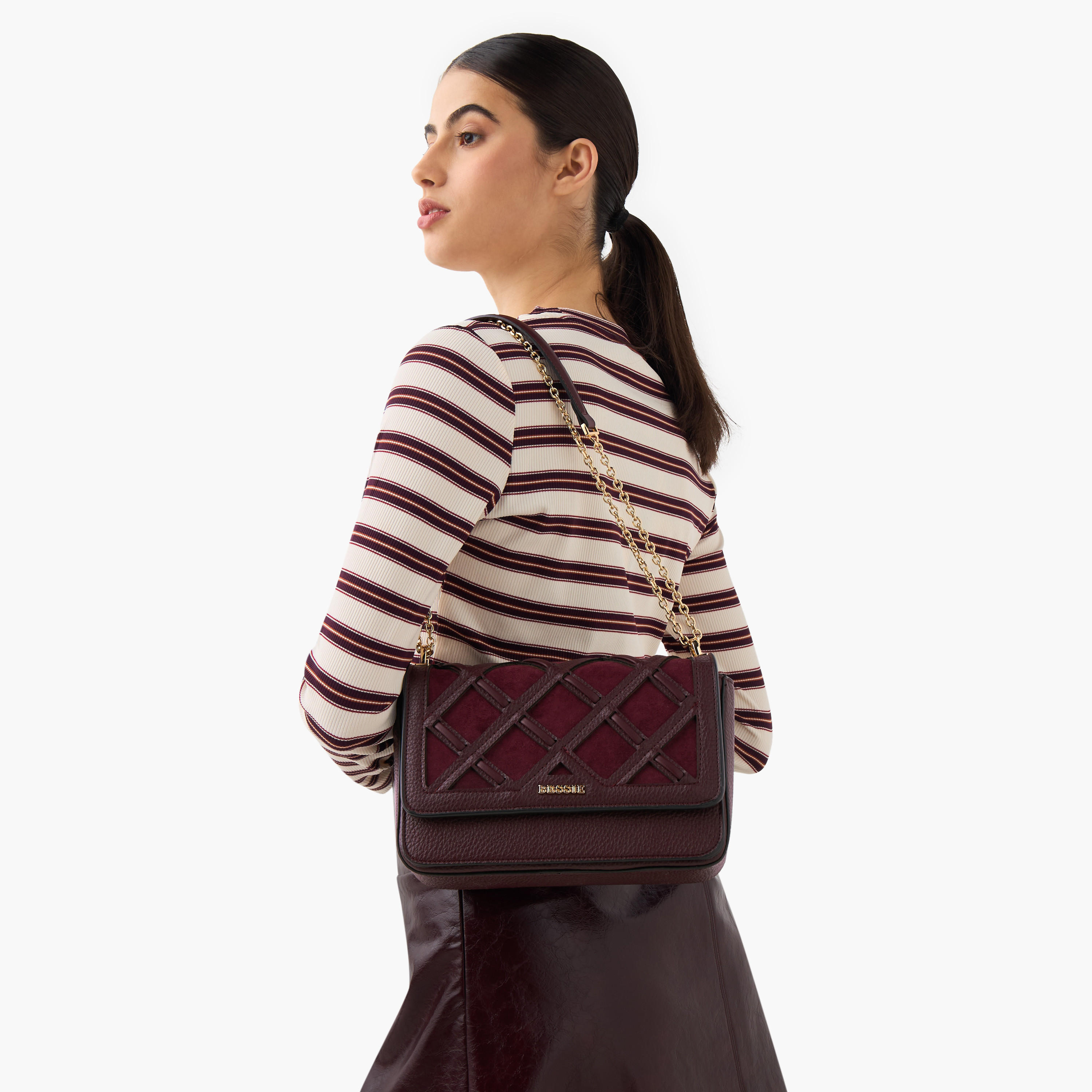 شنطة كروس بودي كاروهات بحزام سلسلة من بيسي لندن-women-bagsandwallets-handbags-image-2