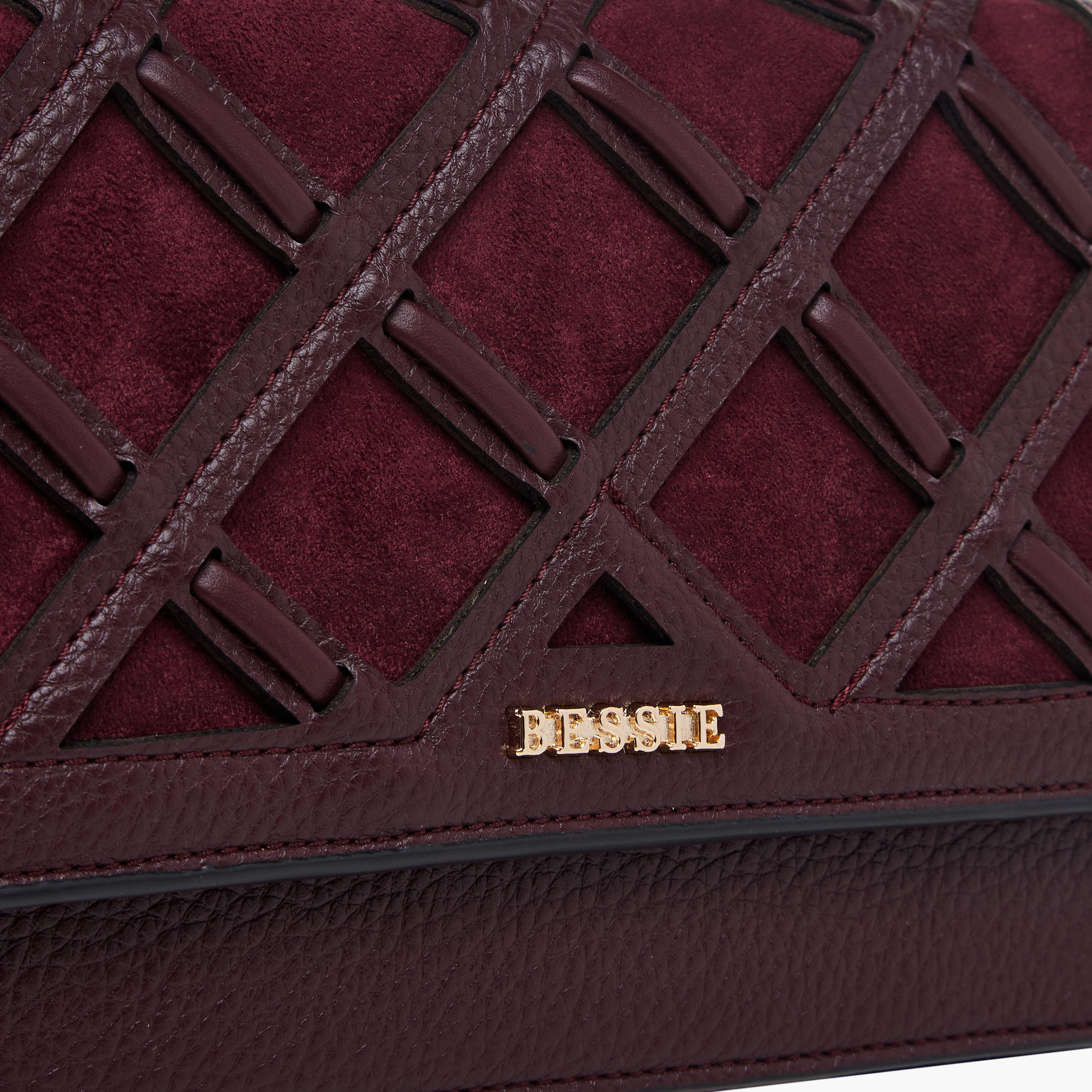 شنطة كروس بودي كاروهات بحزام سلسلة من بيسي لندن-women-bagsandwallets-handbags-image-5