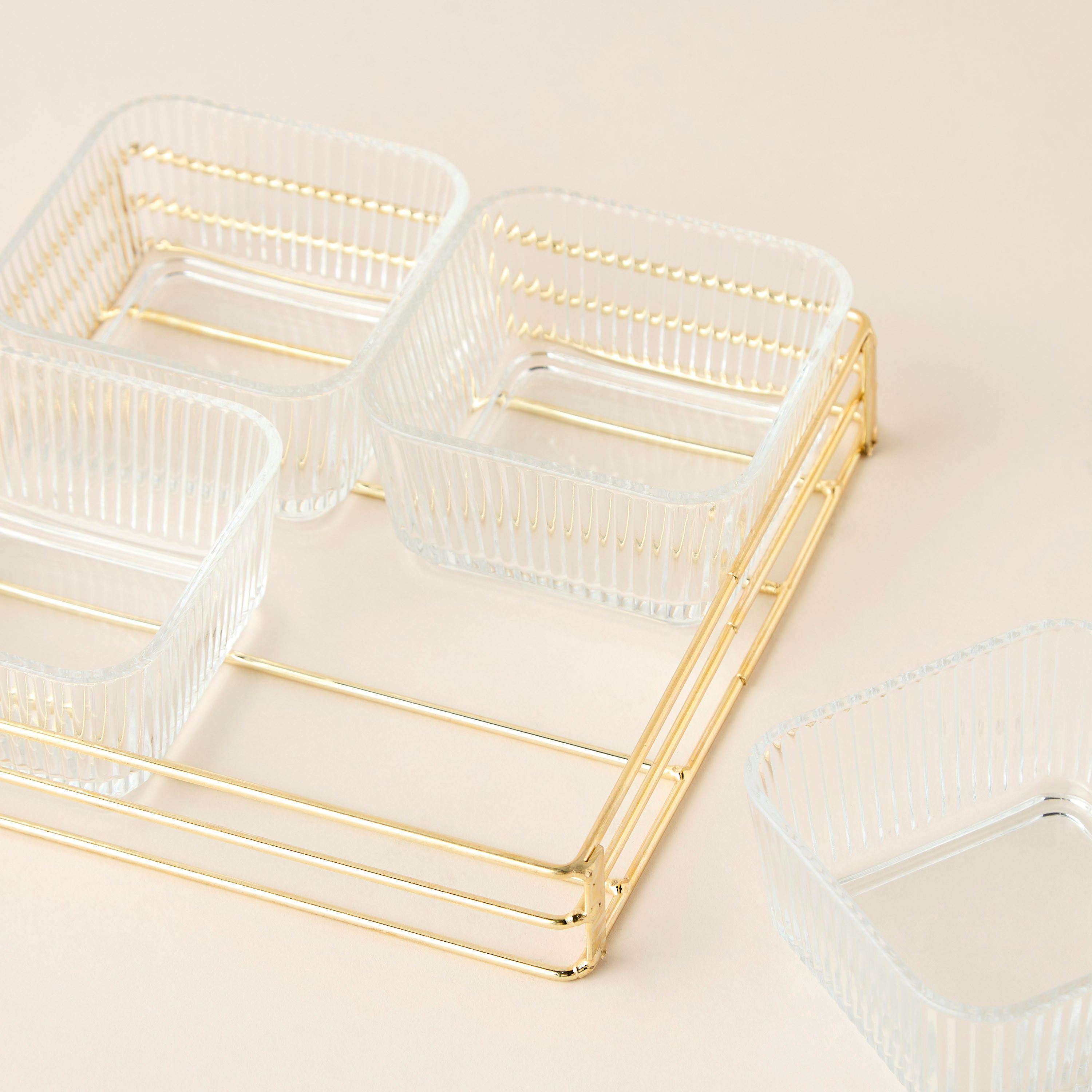 Shifaf Ribbed 4-Piece Glass Bowl Set with Stand-household-dining-dinnerware-bowls-image-3