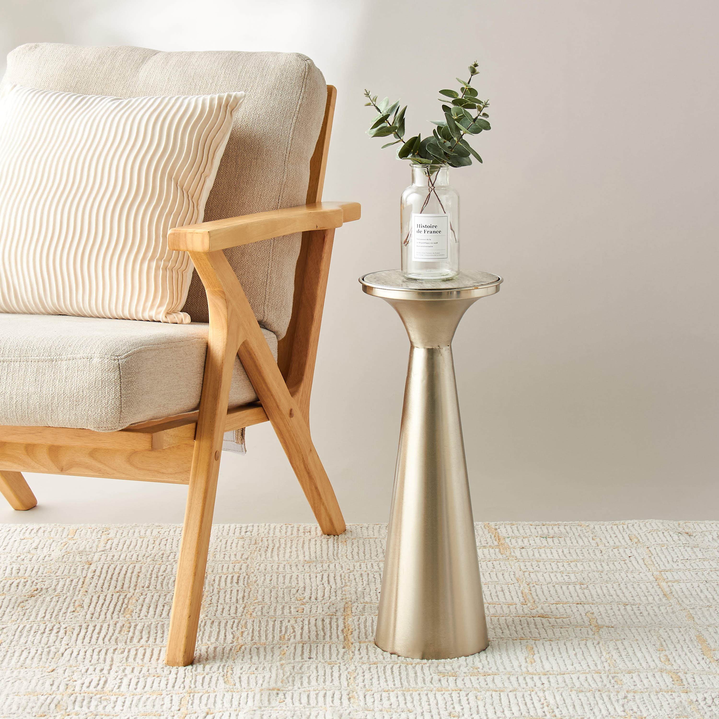 طاولة زينة بقاعدة بيدستال وسطح رخام - 20x54 سم-furniture-livingroom-sideandendtables-image-2