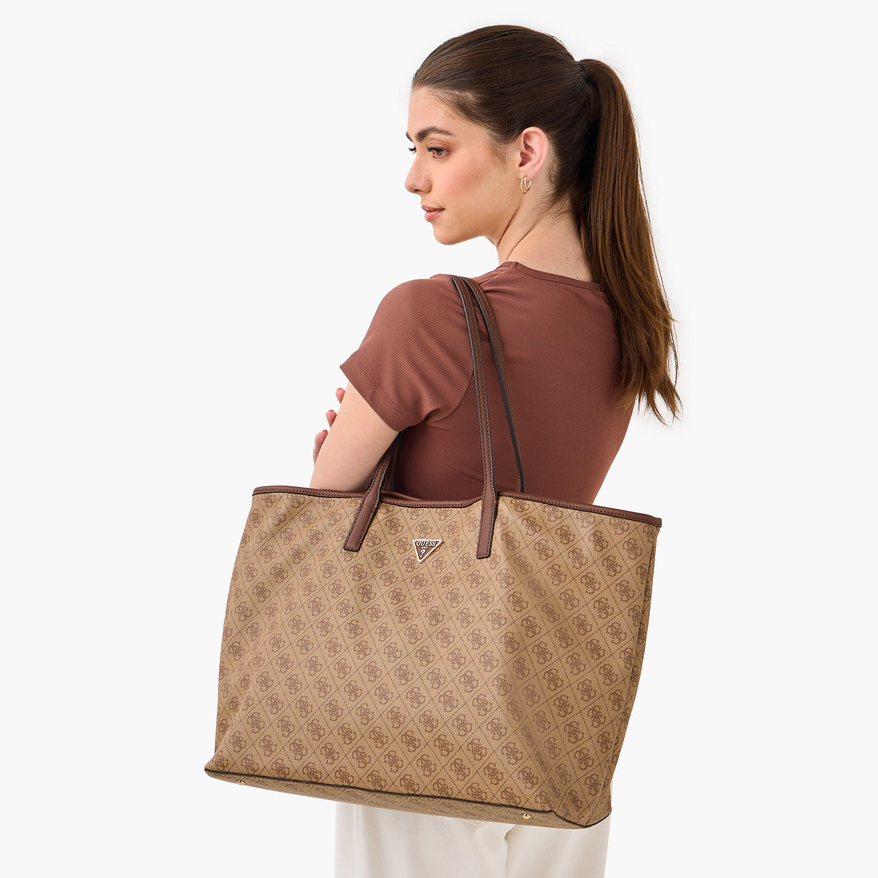 طقم شنطة توت بطبعات مع شنطة صغيرة إيكو إريكيا من جيس-women-bagsandwallets-handbags-image-2