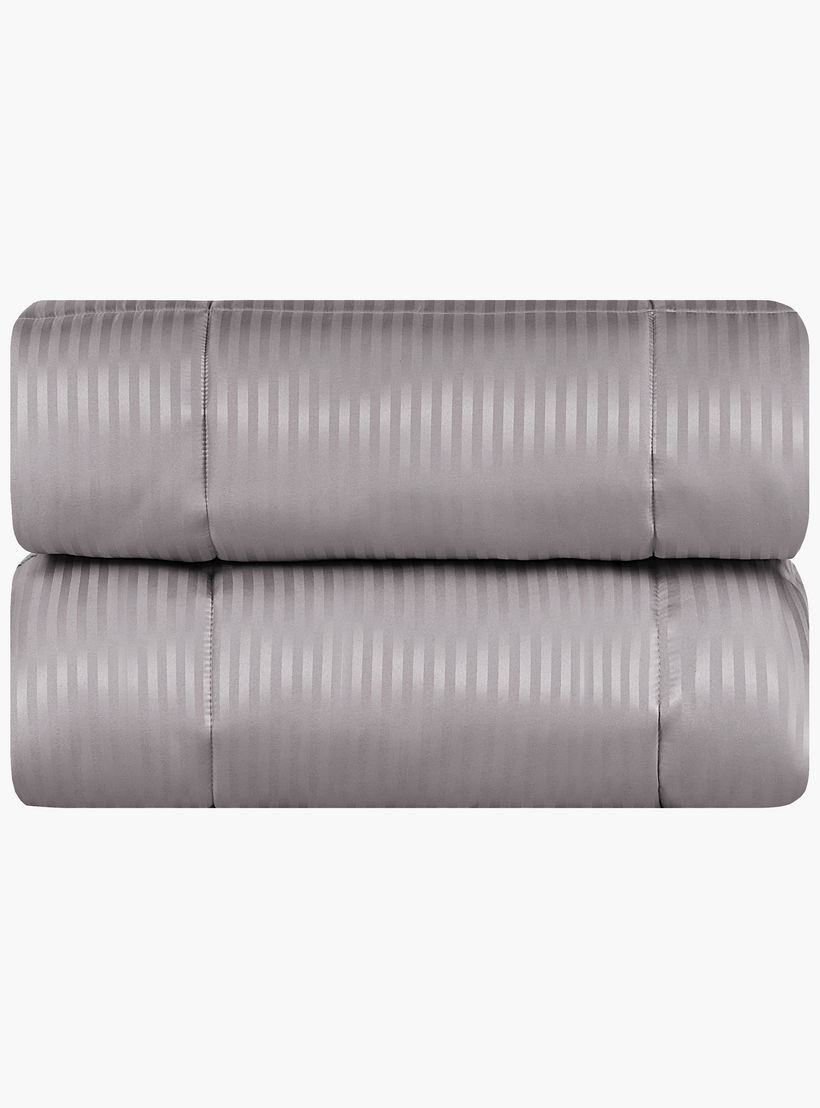 طقم لحاف كينج مخطط 6 قطع من يونيك هوم هامبتون - 240×260 سم-household-bedding-comfortersandbedspreads-bedinabag-image-3
