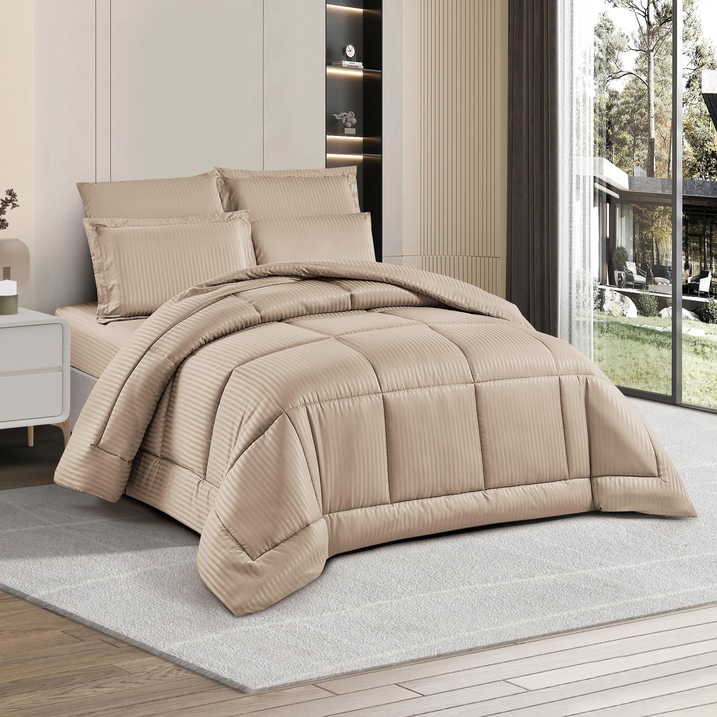 طقم لحاف توين مخطط 4 قطع هامبتون من يونيك هوم - 170x240 سم-household-bedding-comfortersandbedspreads-comforters-image-1