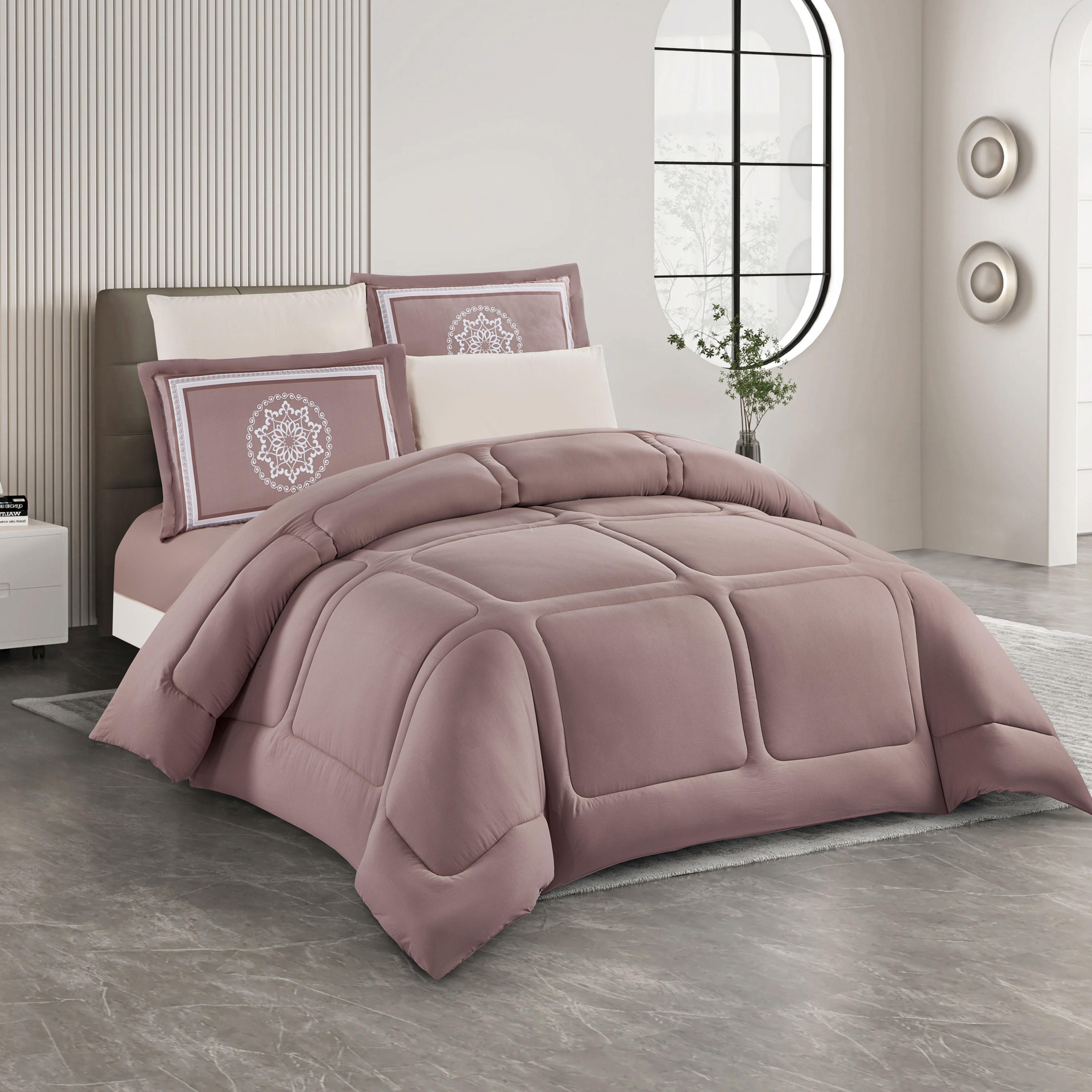 طقم لحاف كينج 6 قطع صوفيا من يونيك هوم - 260x240 سم-household-bedding-comfortersandbedspreads-bedinabag-image-1
