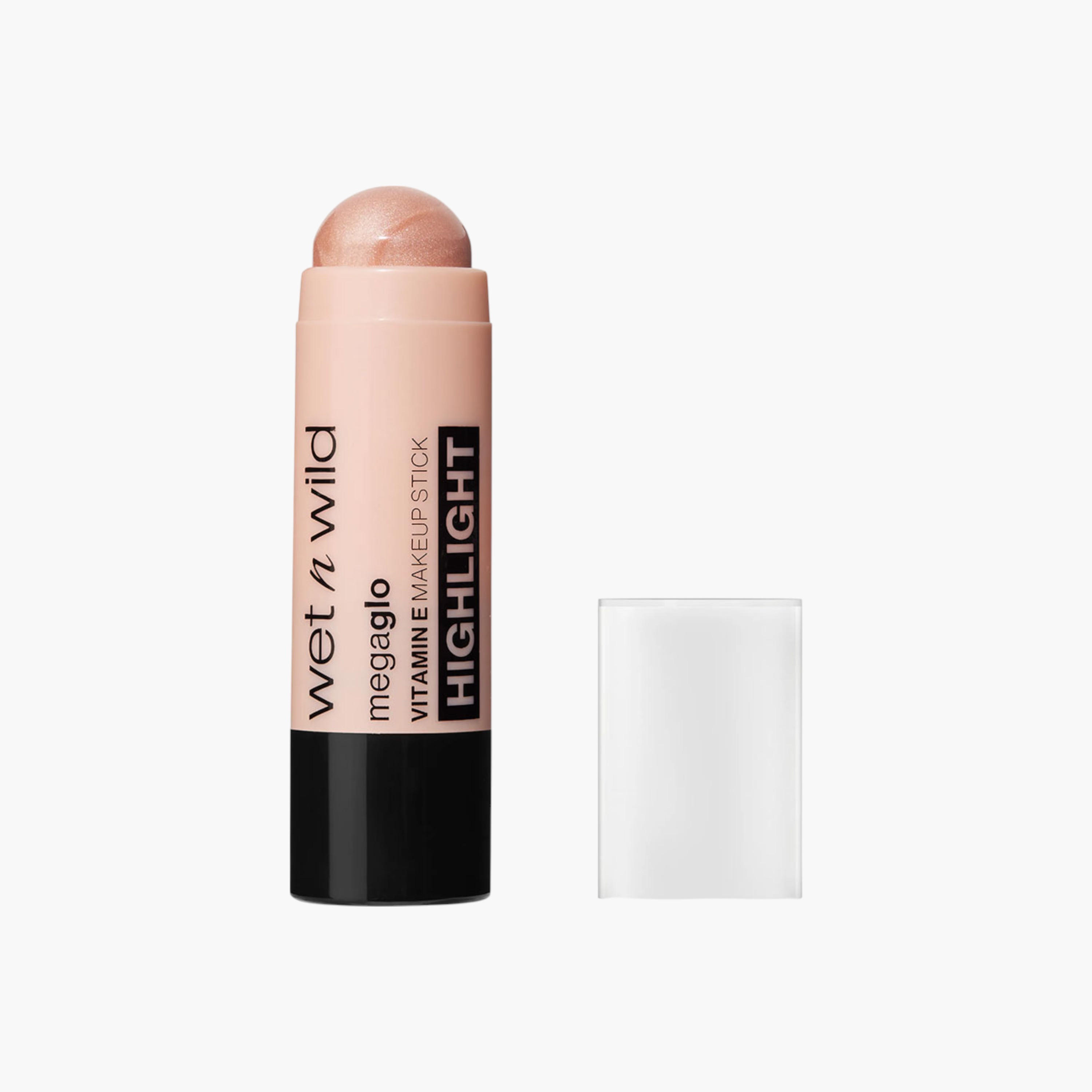 قلم هايلايتر ميجا جلو ميك أب من ويت آن وايلد-beautyandpersonalcare-makeup-face-highlighters-image-4