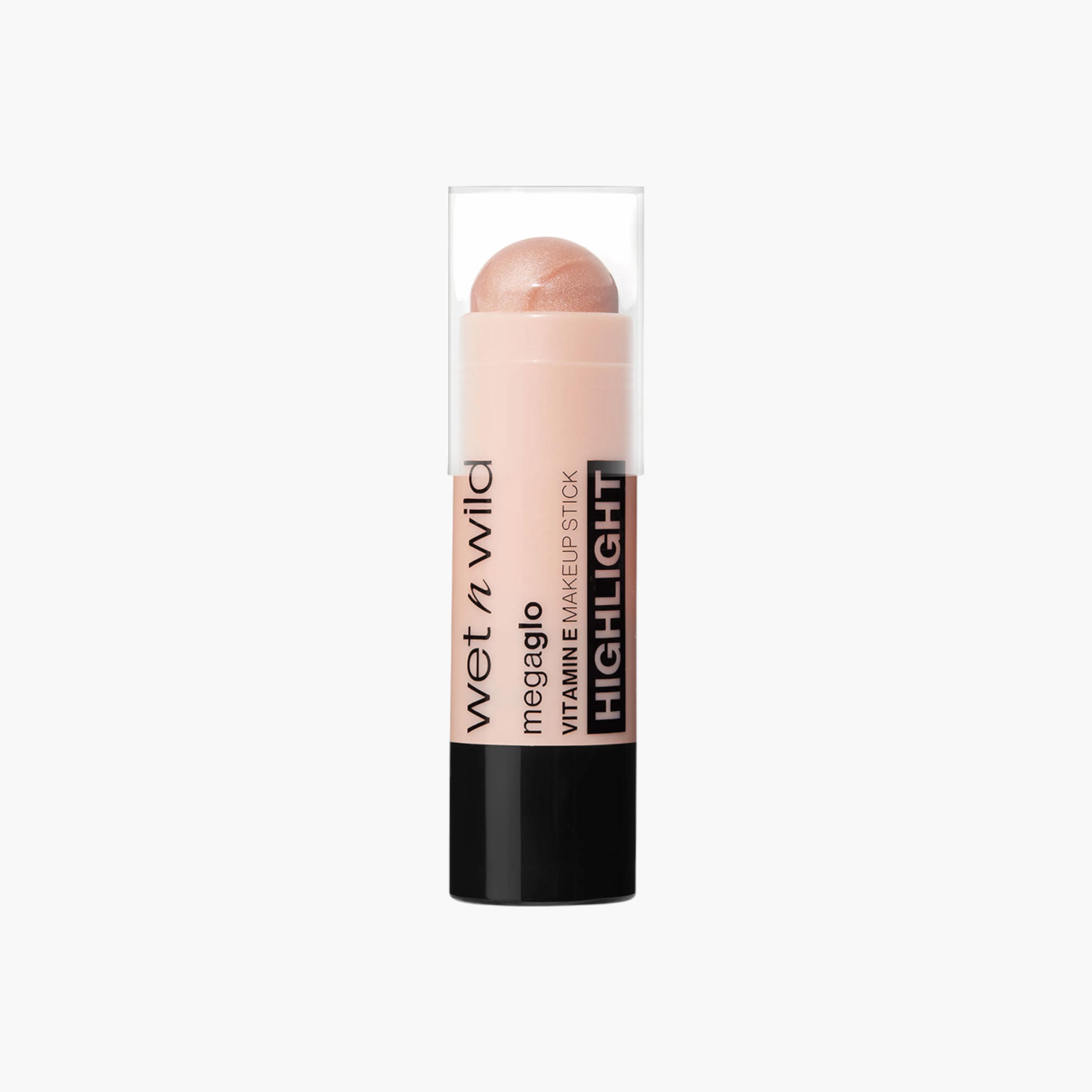 قلم هايلايتر ميجا جلو ميك أب من ويت آن وايلد-beautyandpersonalcare-makeup-face-highlighters-image-5