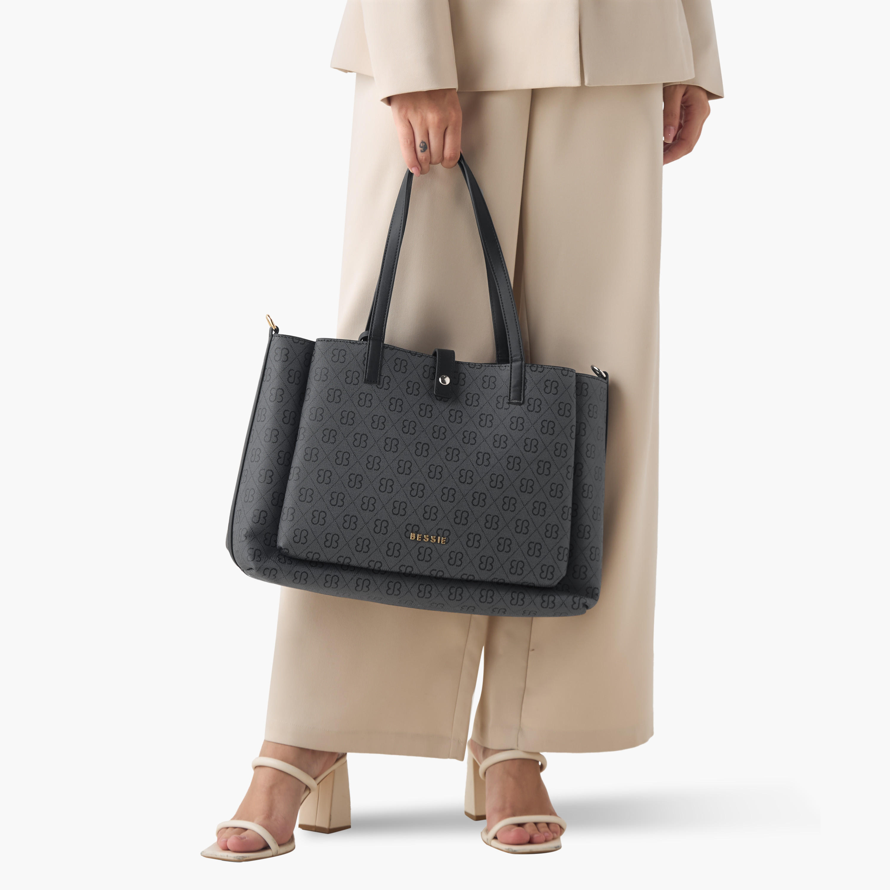 شنطة توتي بسحاب إغلاق وطبعات من بيسي لندن-women-bagsandwallets-handbags-image-2