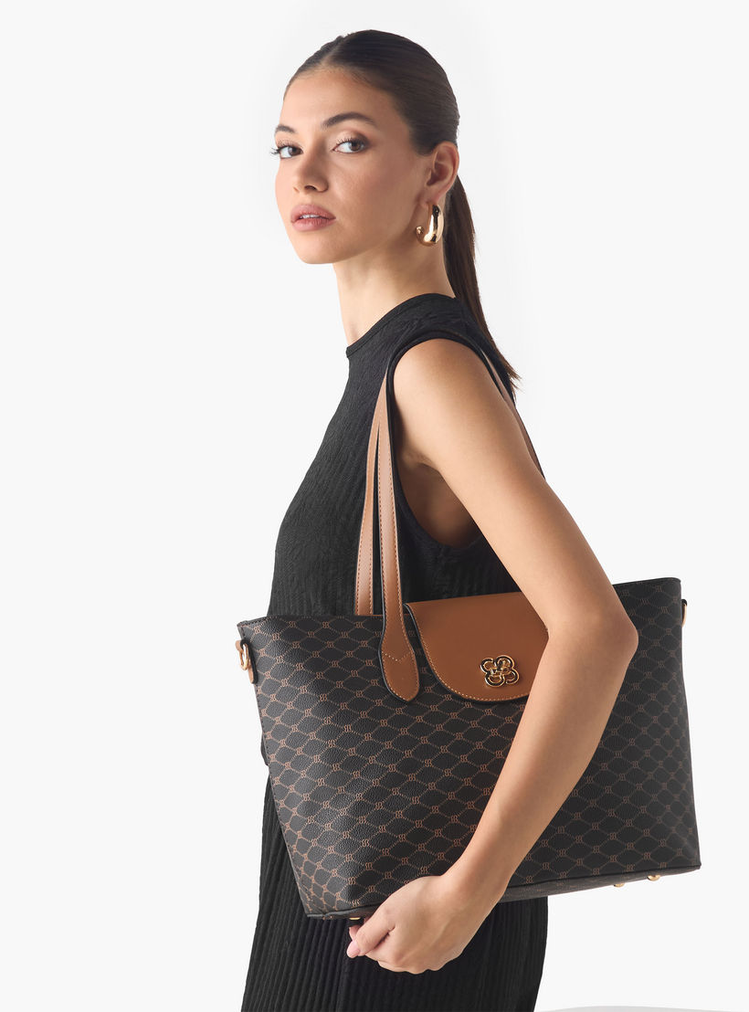 شنطة توتي بطبعات ومحفظة من بيسي لندن-women-bagsandwallets-handbags-image-2