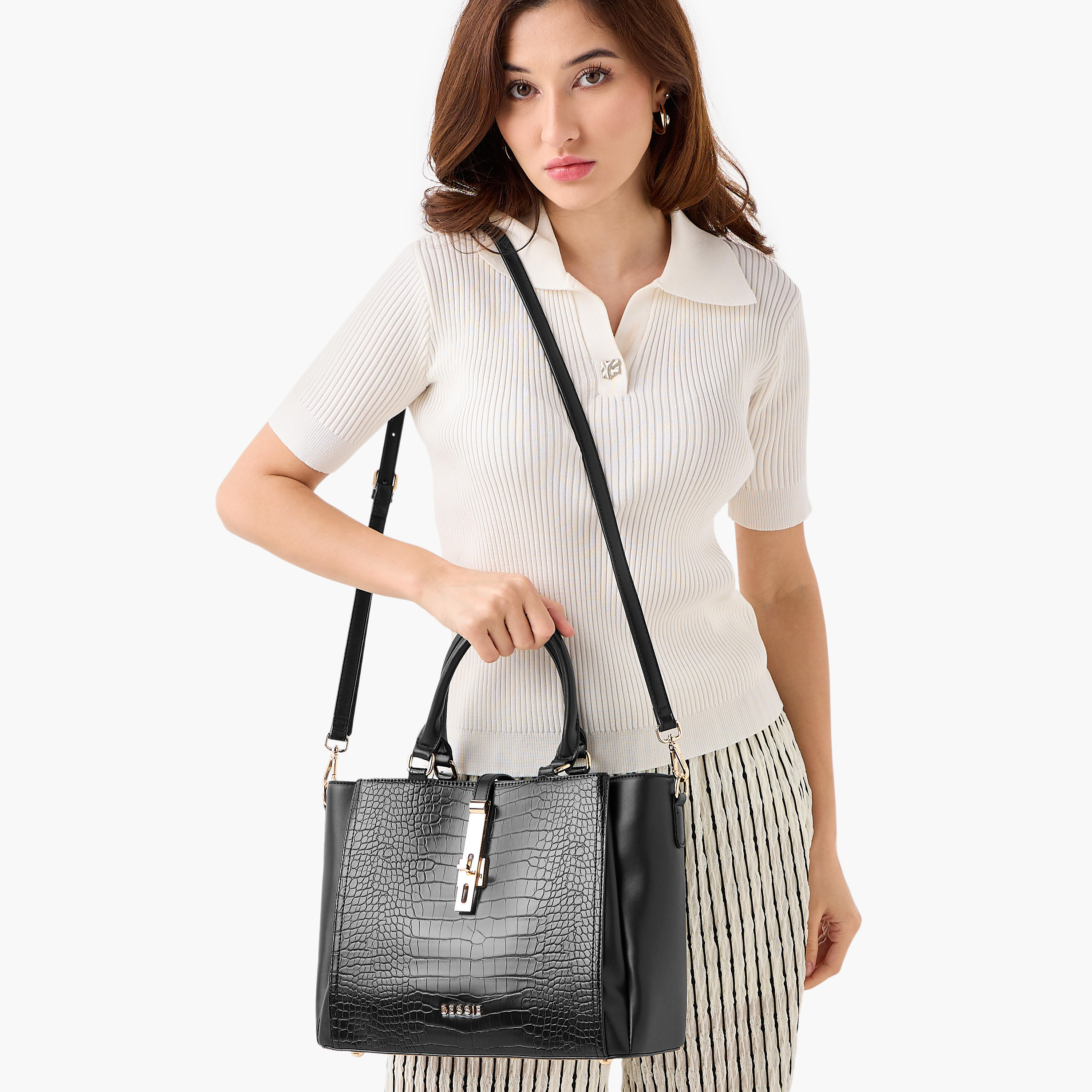 شنطة توتي بارزة الملمس بقفل دوار بيسي لندن-women-bagsandwallets-handbags-image-8