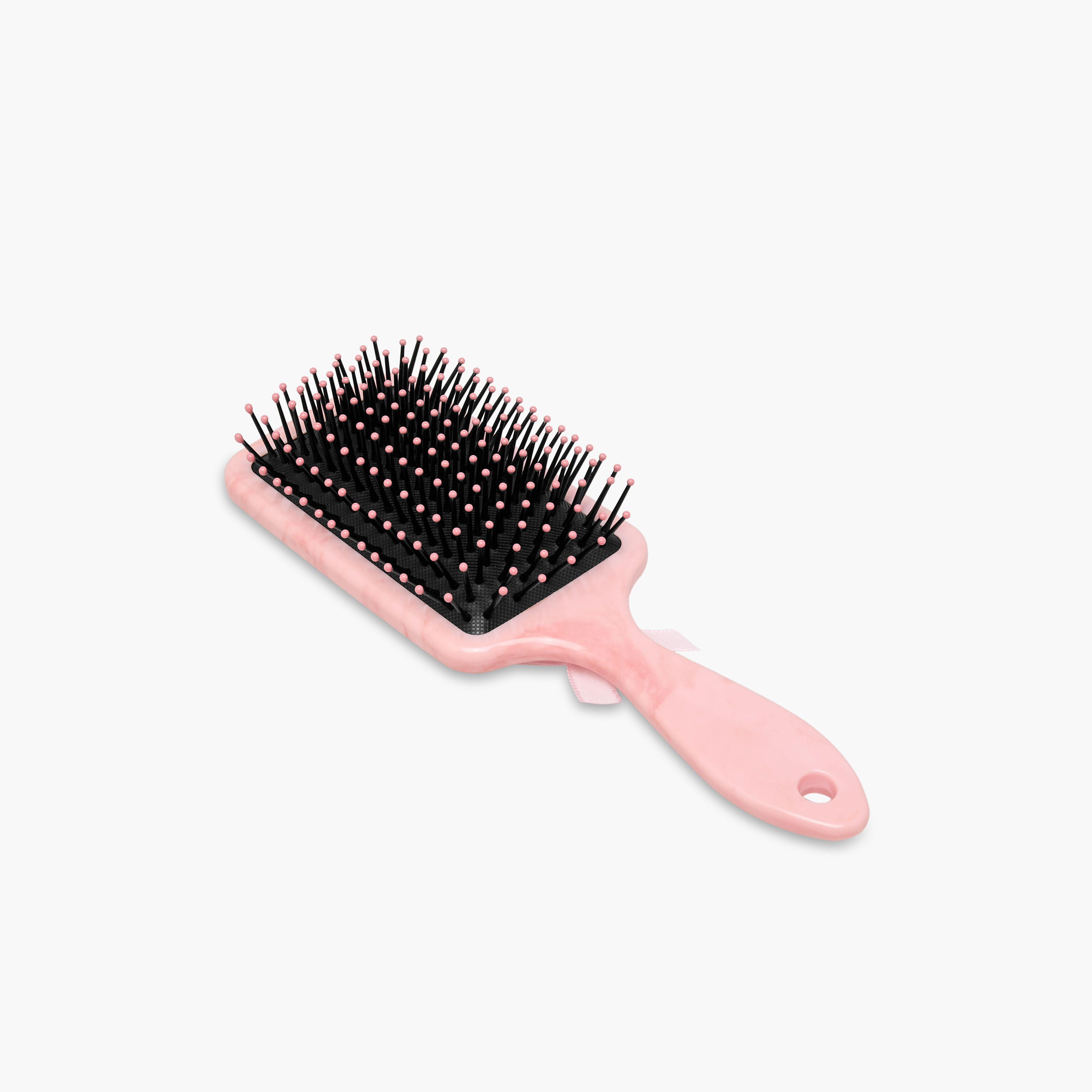 فرشاة شعر بطبعات حرف A-women-hairaccessories-brushesandcombs-image-2