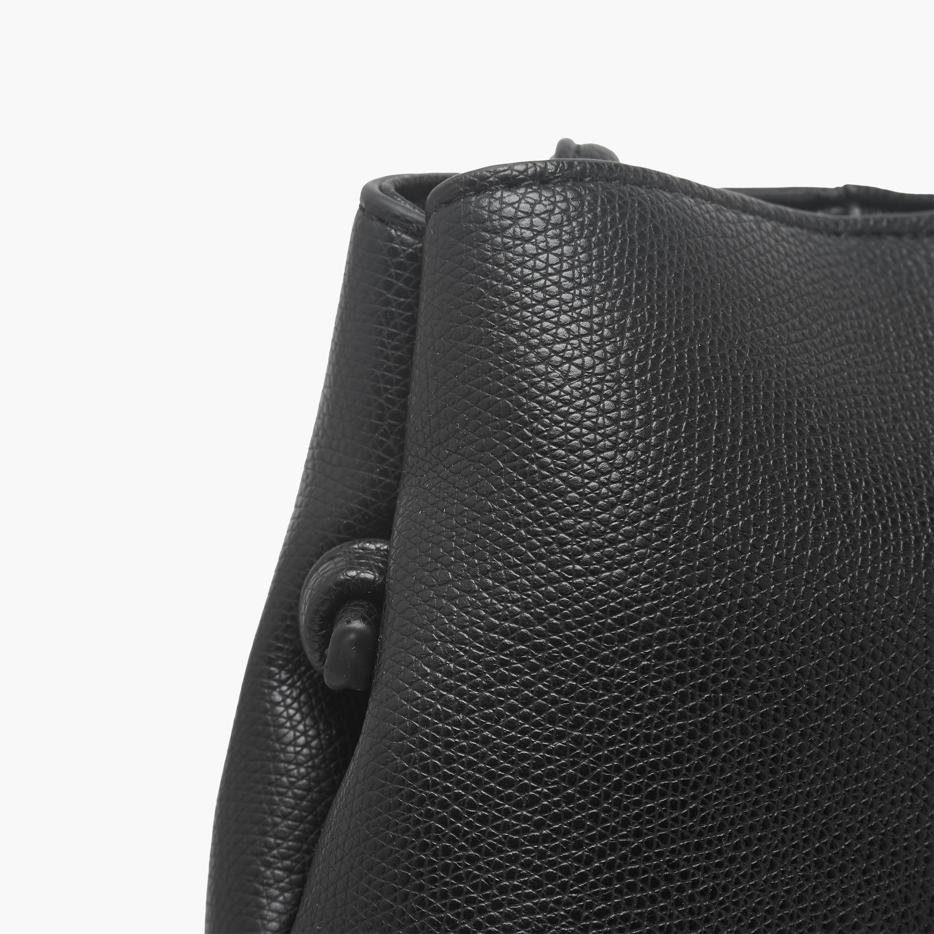 شنطة كروس بودي بمقبض حزام ودلاية من ميسي-women-bagsandwallets-handbags-image-6