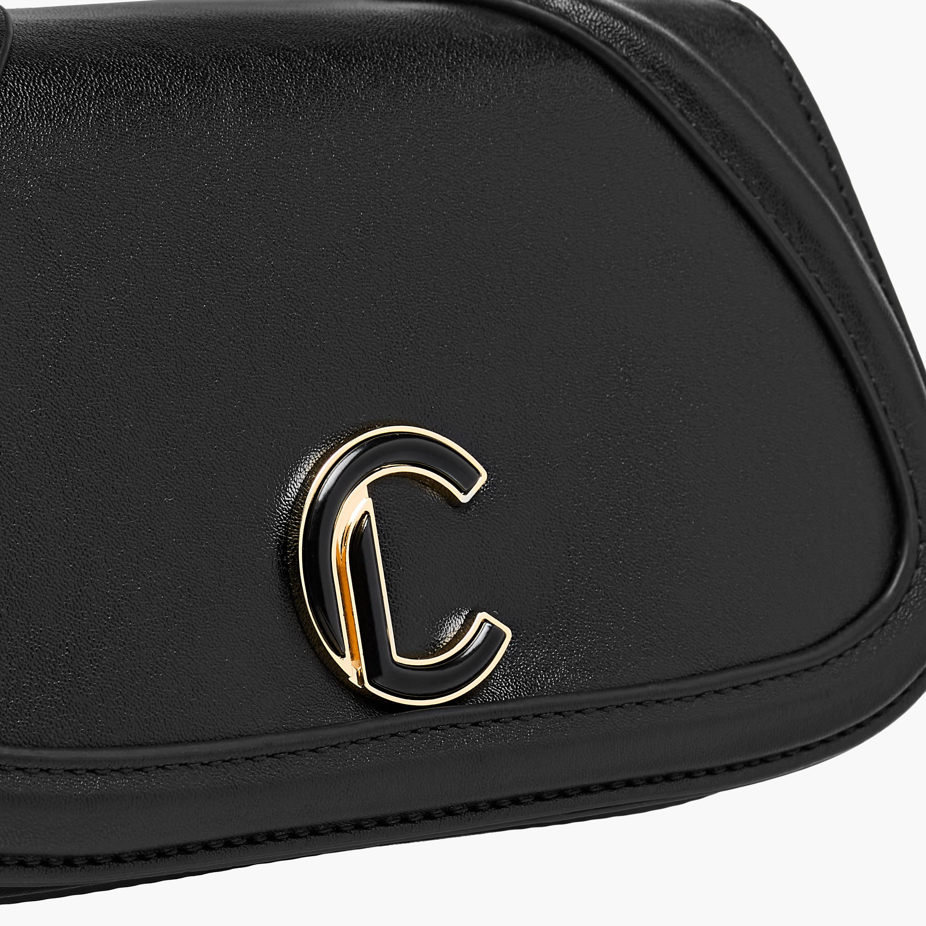 شنطة كروس بودي سادة بزر إغلاق من لو كونفورت-women-bagsandwallets-handbags-image-3