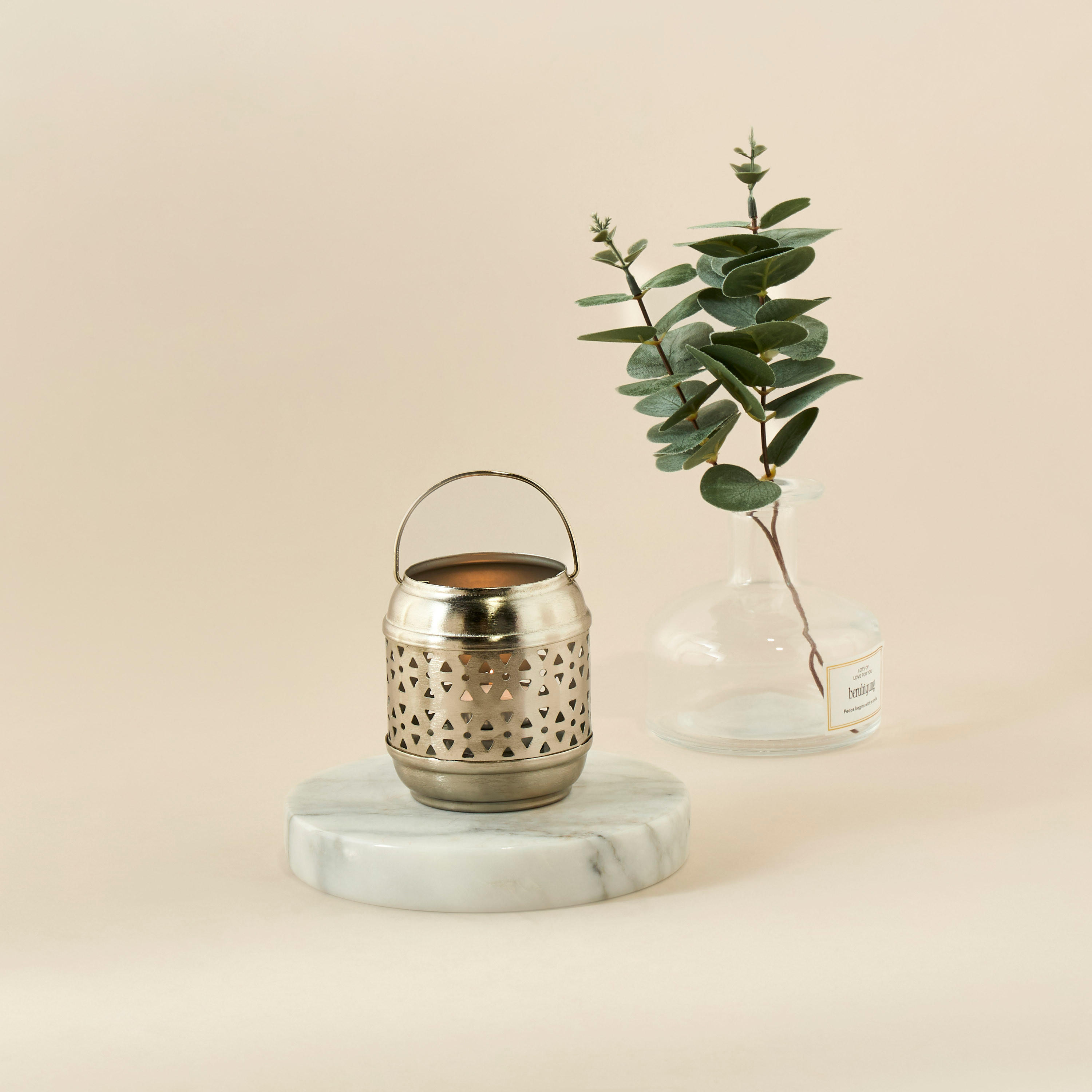 Cutout Detail Metal Lantern with Handle-household-decor-candleholdersandlanterns-image-2
