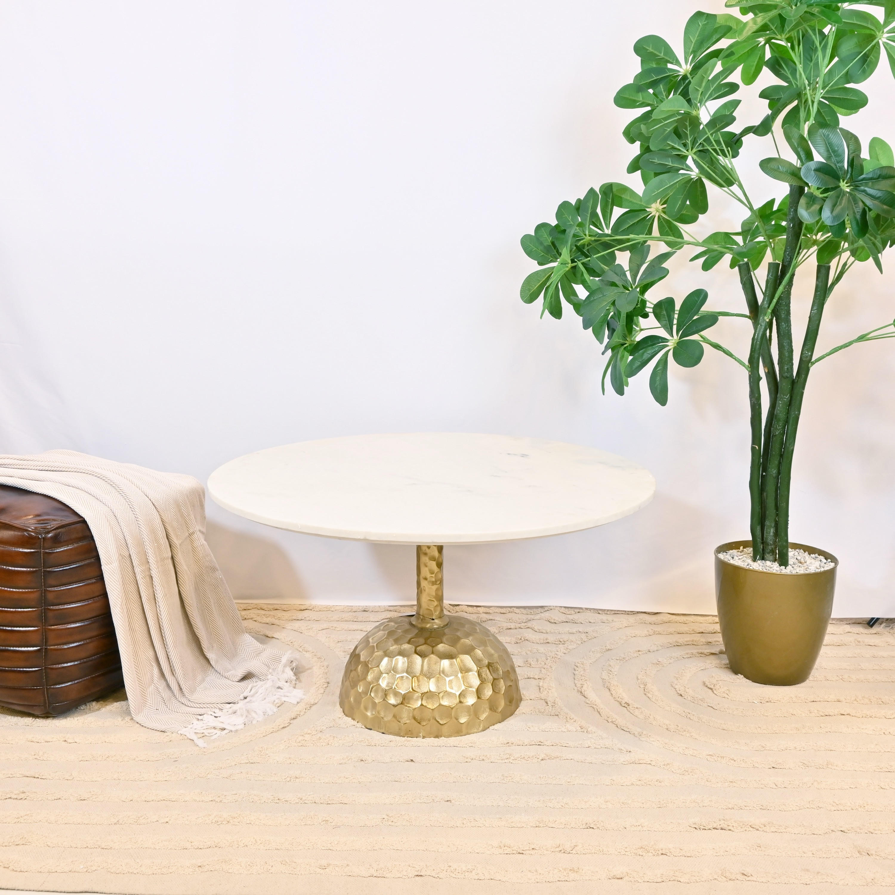 طاولة قهوة بسطح رخام صنعت بواسطة لايف ستايل-furniture-livingroom-coffeetables-image-2