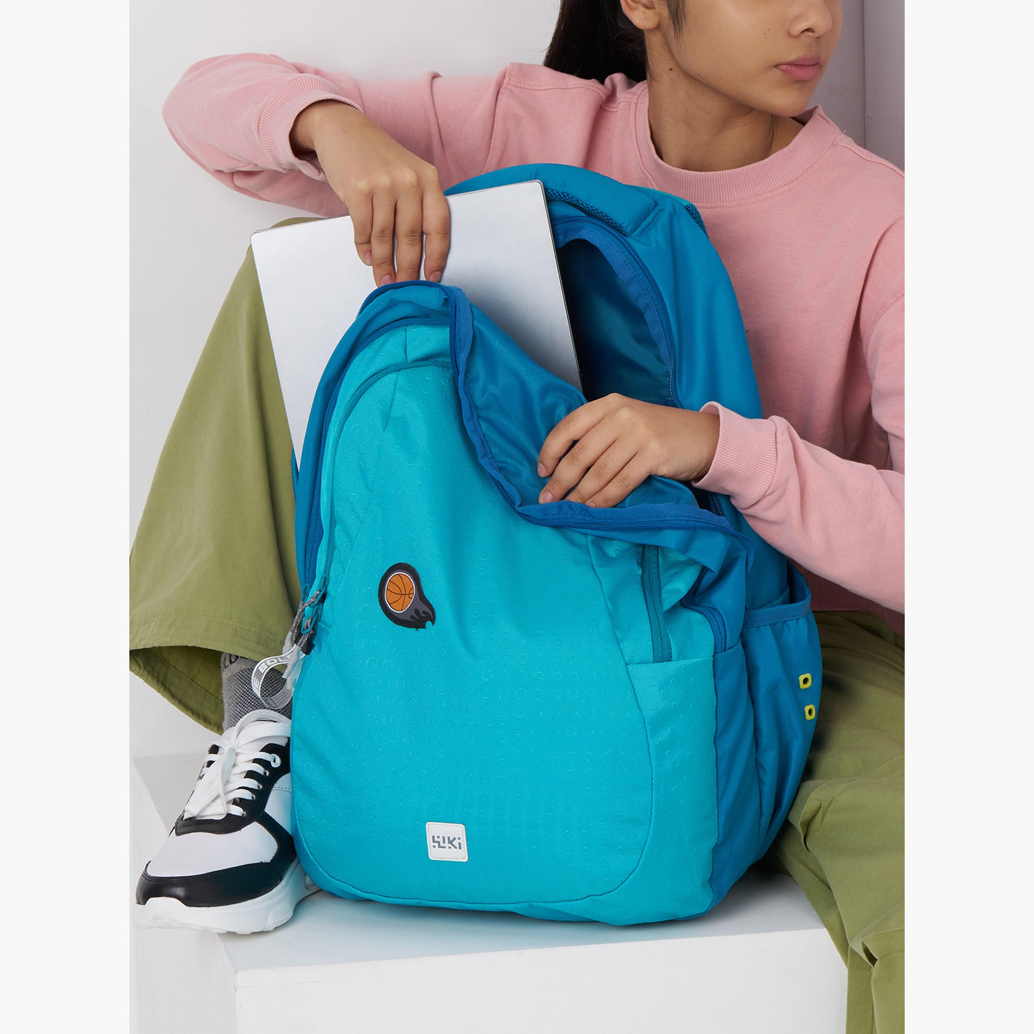 شنطة ظهر مدرسية بحمالات كتف قابلة للتعديل وطبعات من وايلد كرافت ويكي - 28x28x50 سم-school-bagsandbackpacks-backpacks-image-5