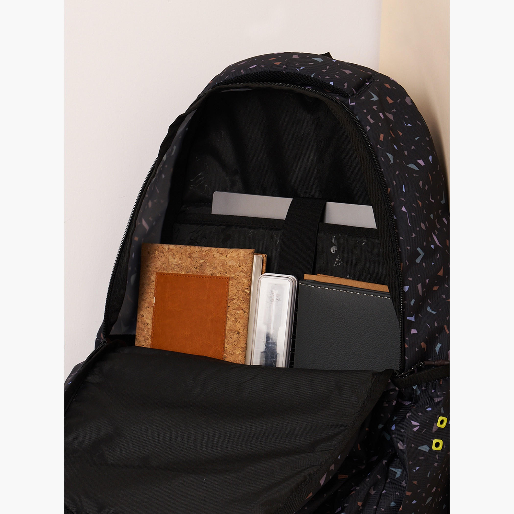 Wildcraft Wiki Printed School Backpack with Adjustable Shoulder Straps - 28x28x50 cms-school-bagsandbackpacks-backpacks-image-10