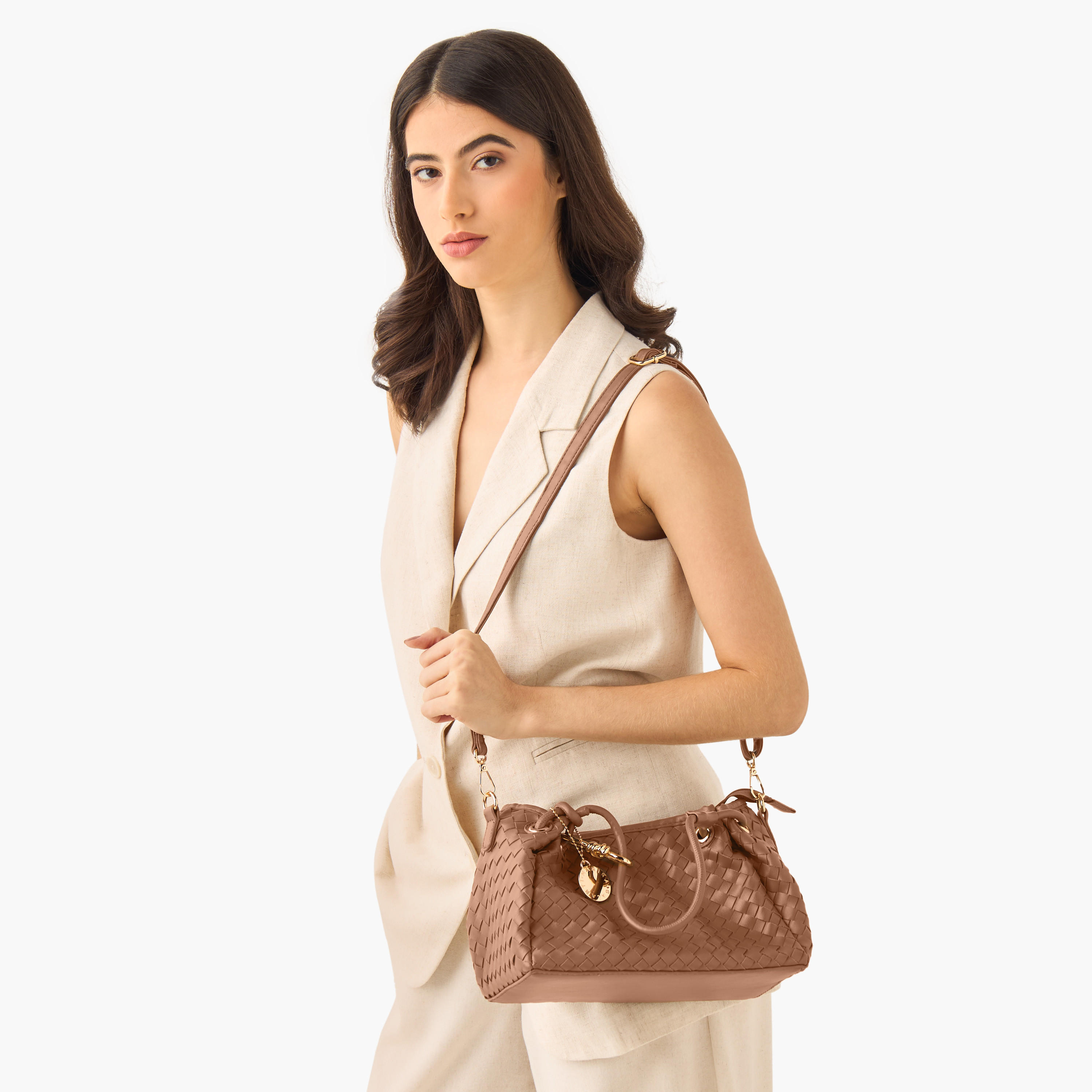 شنطة توتي منسوجة بارزة الملمس وحزام قابل للفصل من مارينا جالانتي-women-bagsandwallets-handbags-image-8