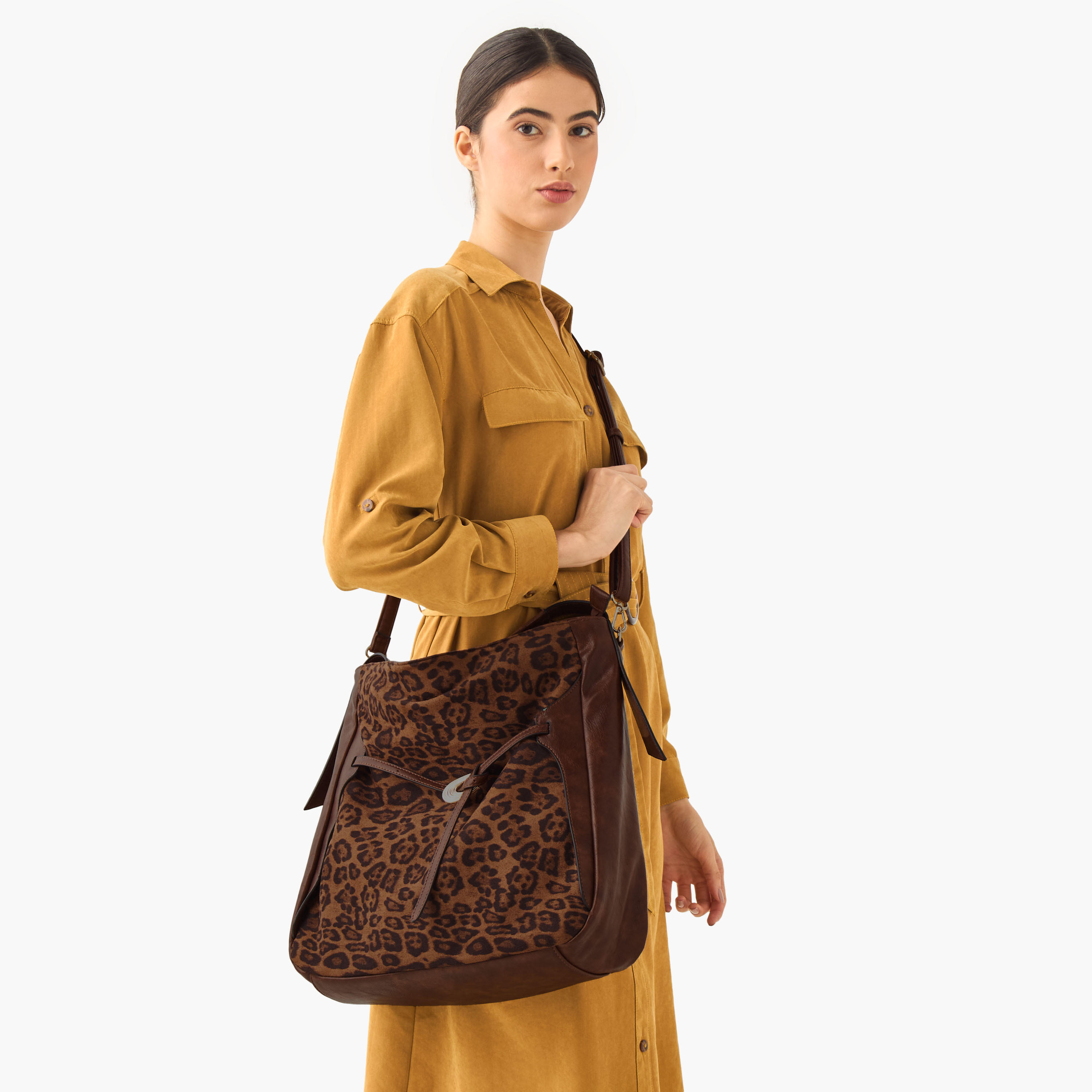 شنطة توتي بملمس جلد حيوانات وحزام قابل للفصل من مارينا جالانتي-women-bagsandwallets-handbags-image-8
