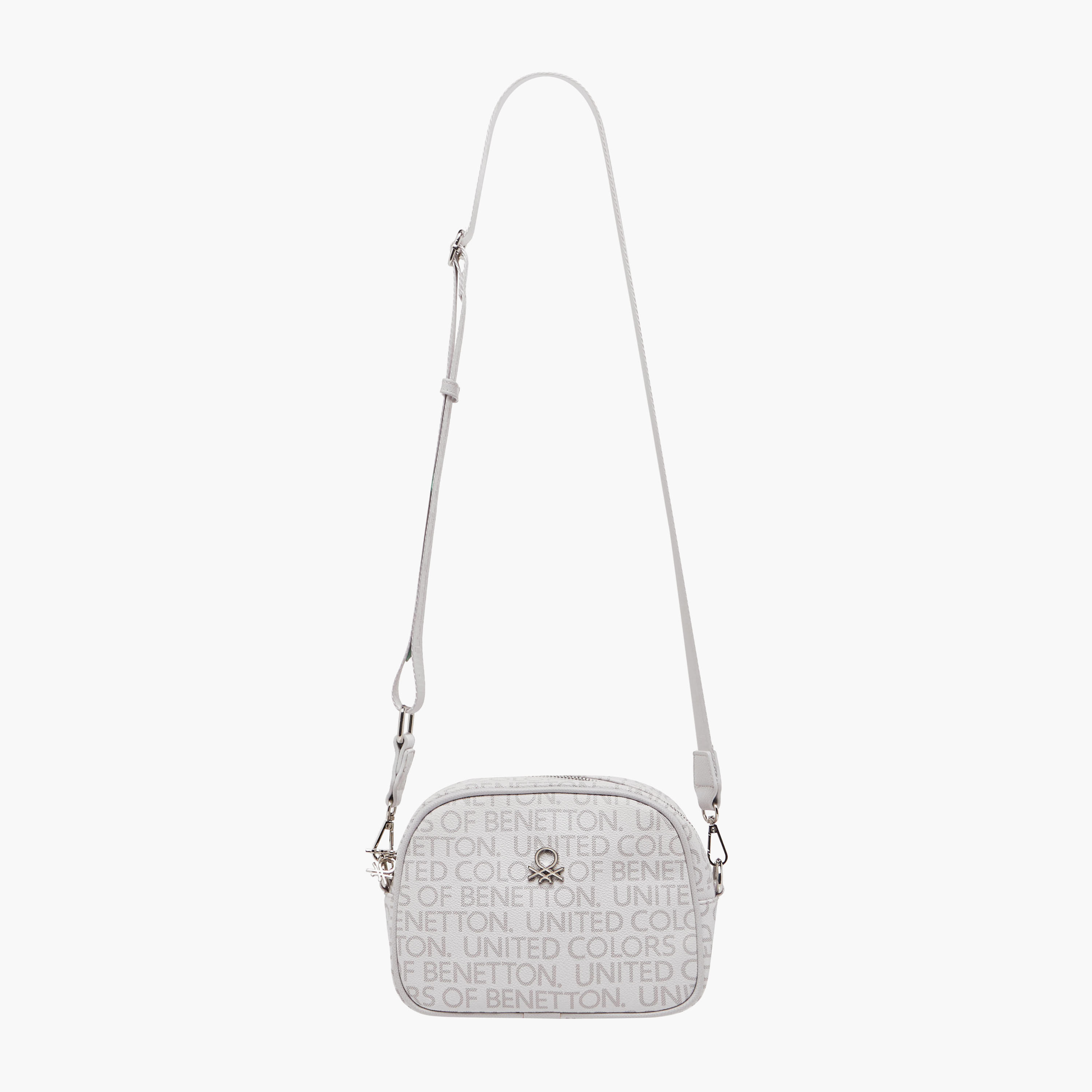 شنطة كروس بودي بحزام قابل للتعديل وطبعات شعار من يو سي بي-women-bagsandwallets-handbags-image-3