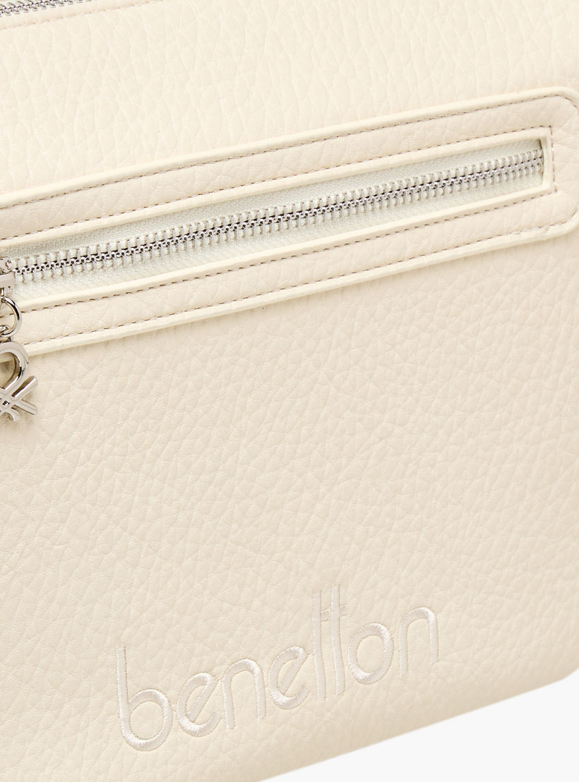 شنطة كروس بودي بارزة الملمس بحزام قابل للتعديل من يو سي بي-women-bagsandwallets-handbags-image-4